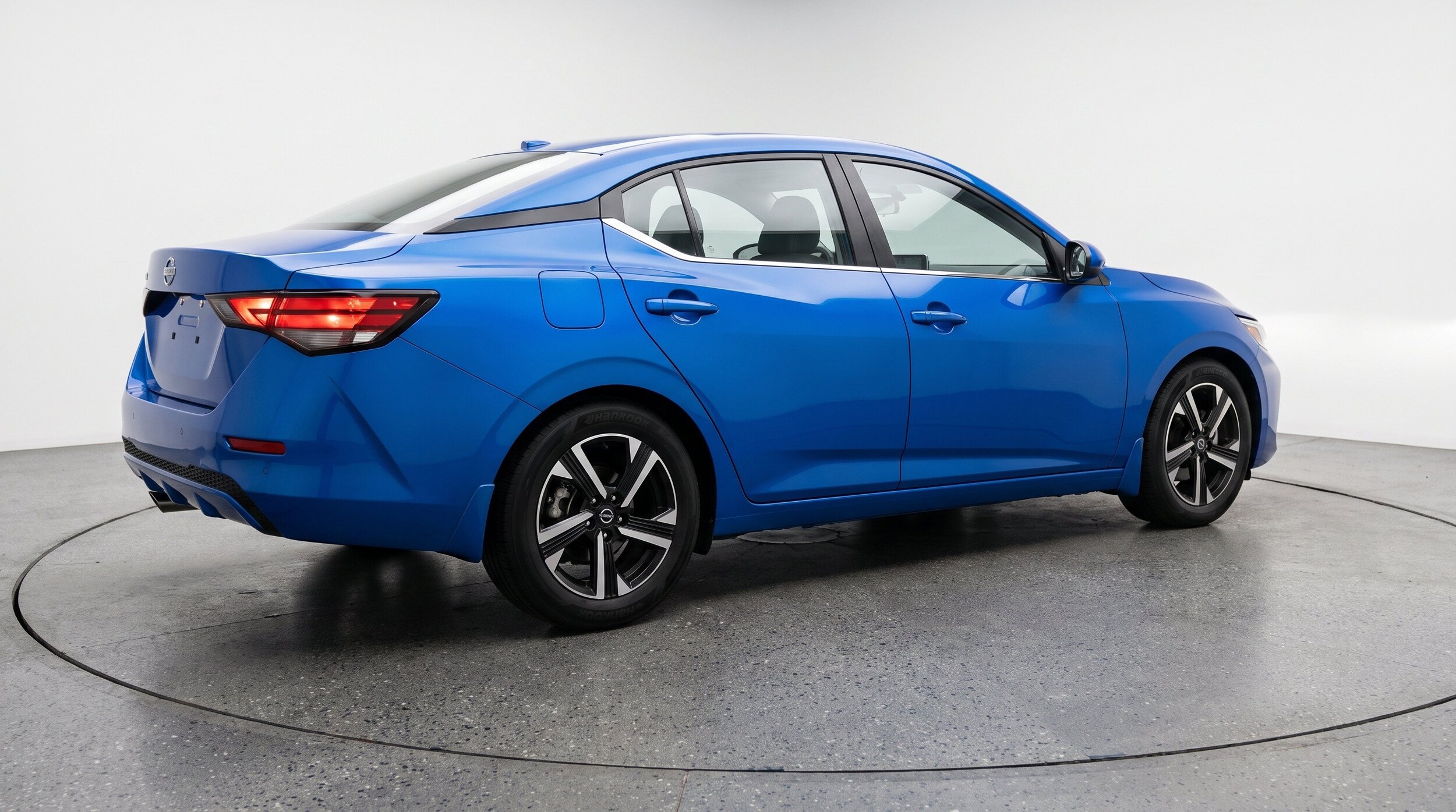 Thumbnail: 2025 Nissan Sentra - 9