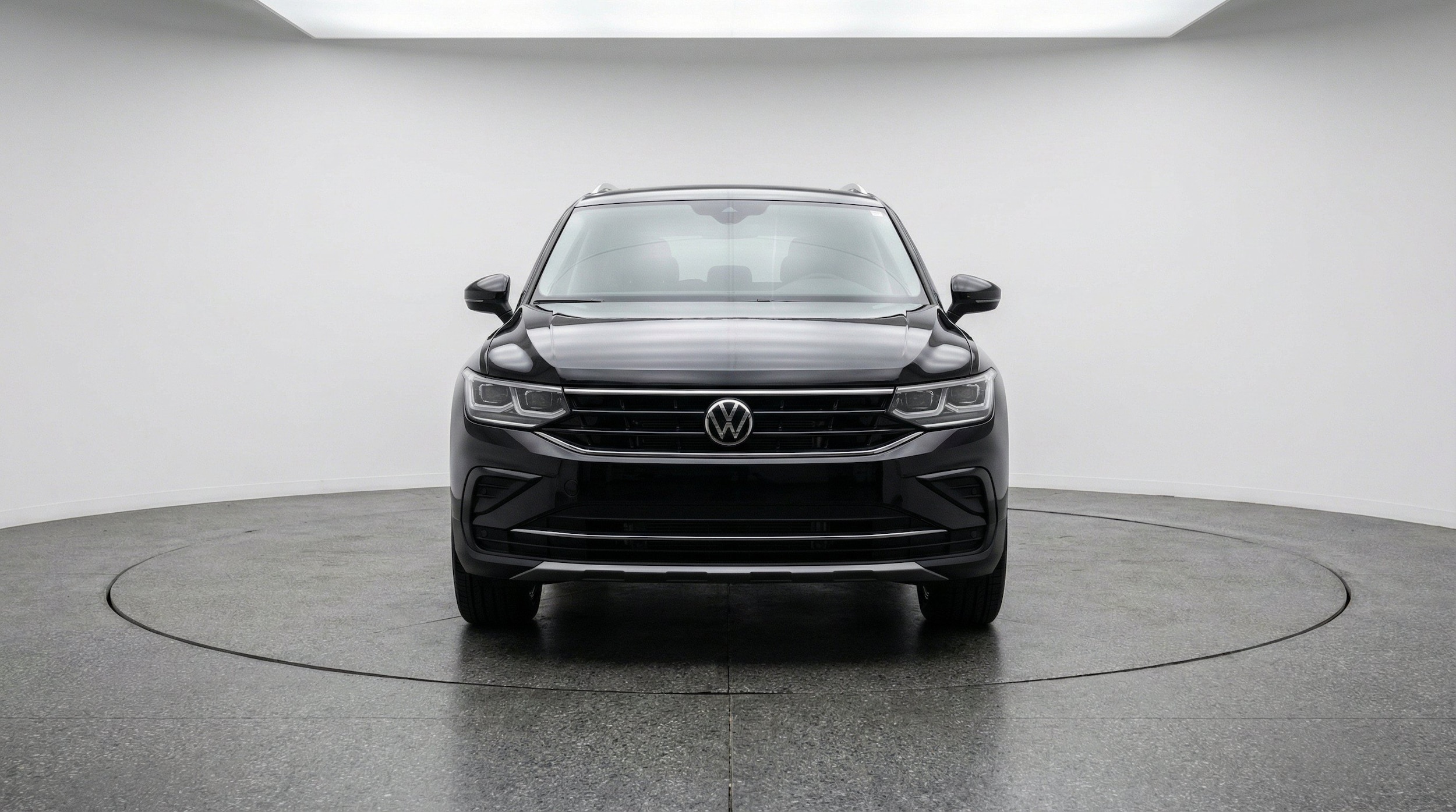 Thumbnail: 2026 Volkswagen Tiguan - 2