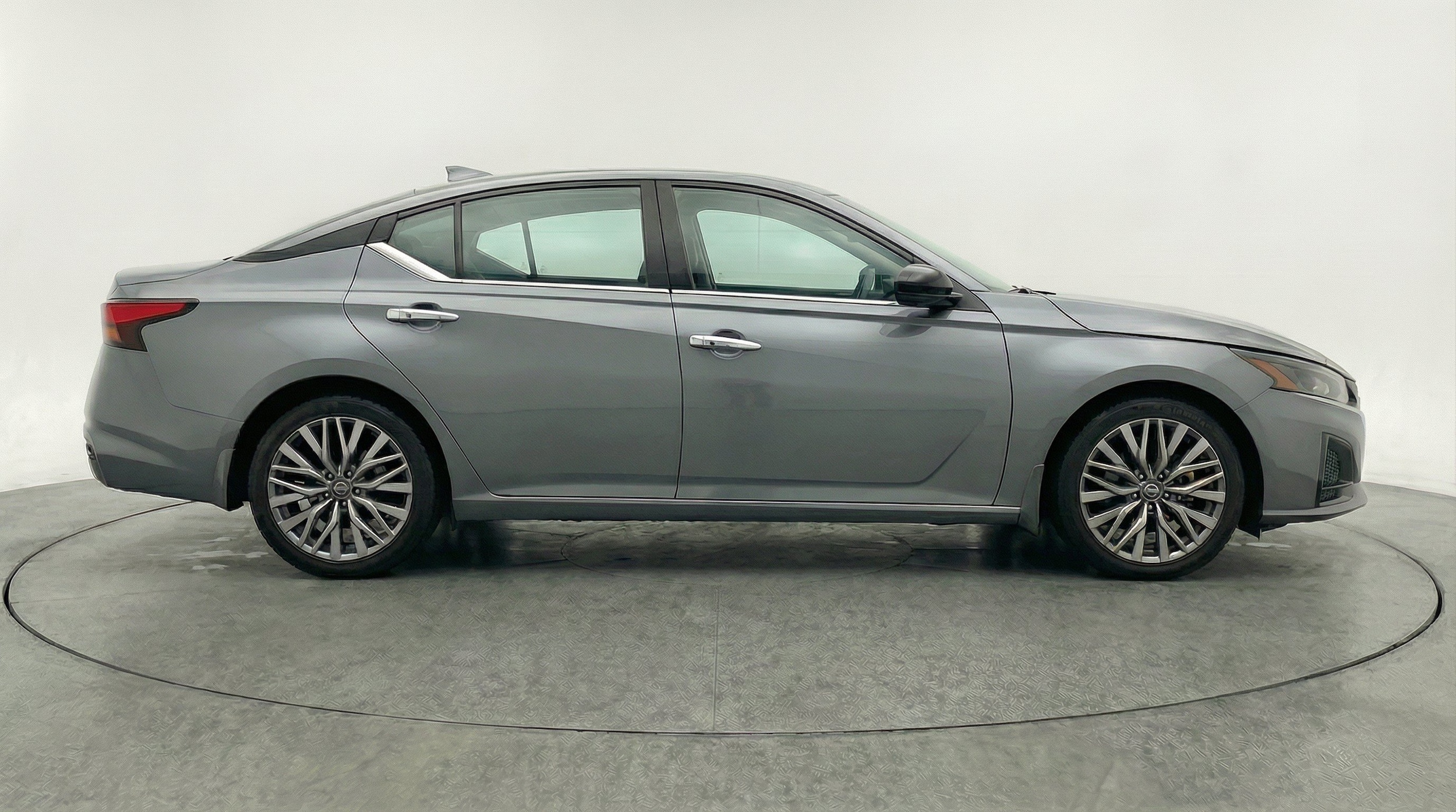 Thumbnail: 2025 Nissan Altima - 11