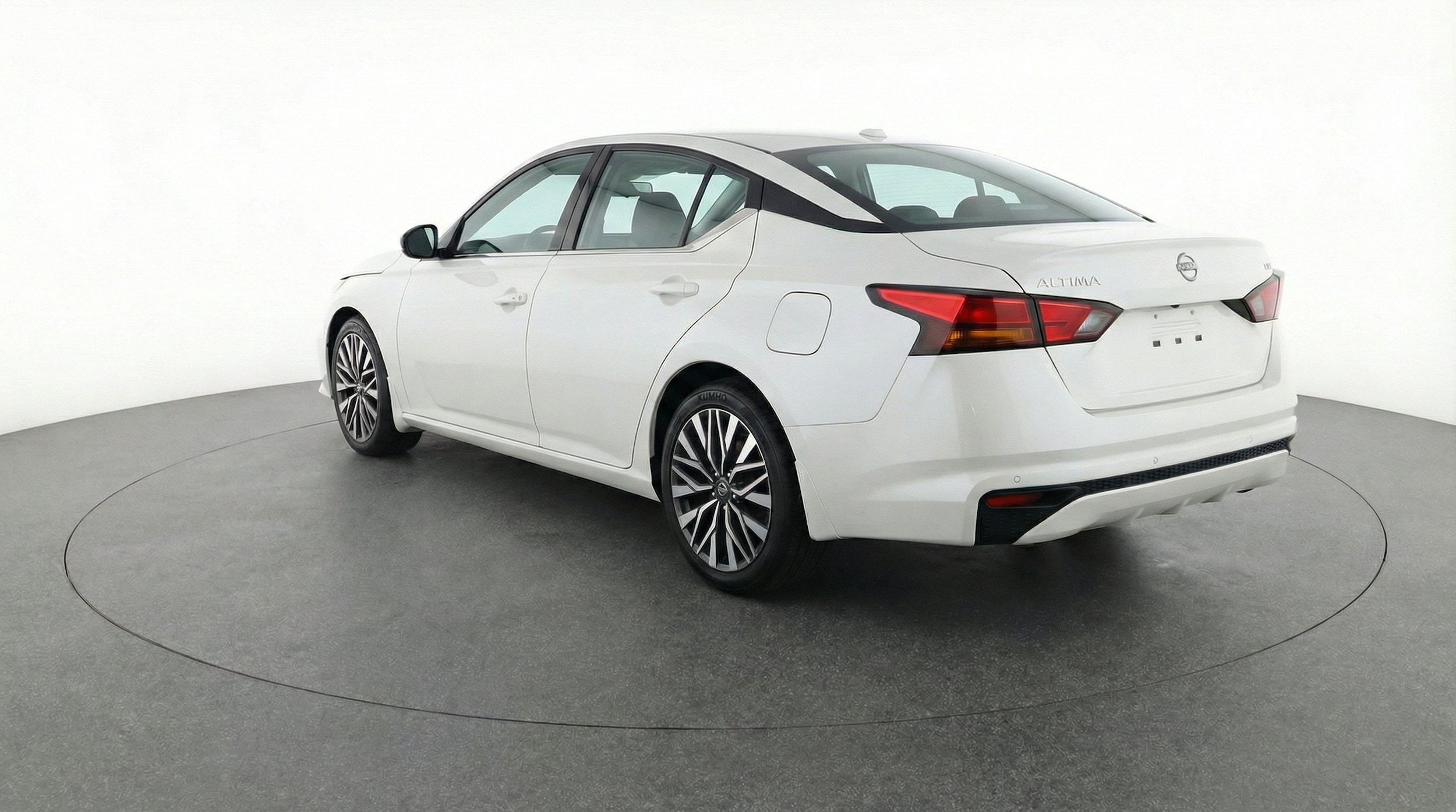 Thumbnail: 2025 Nissan Altima - 6