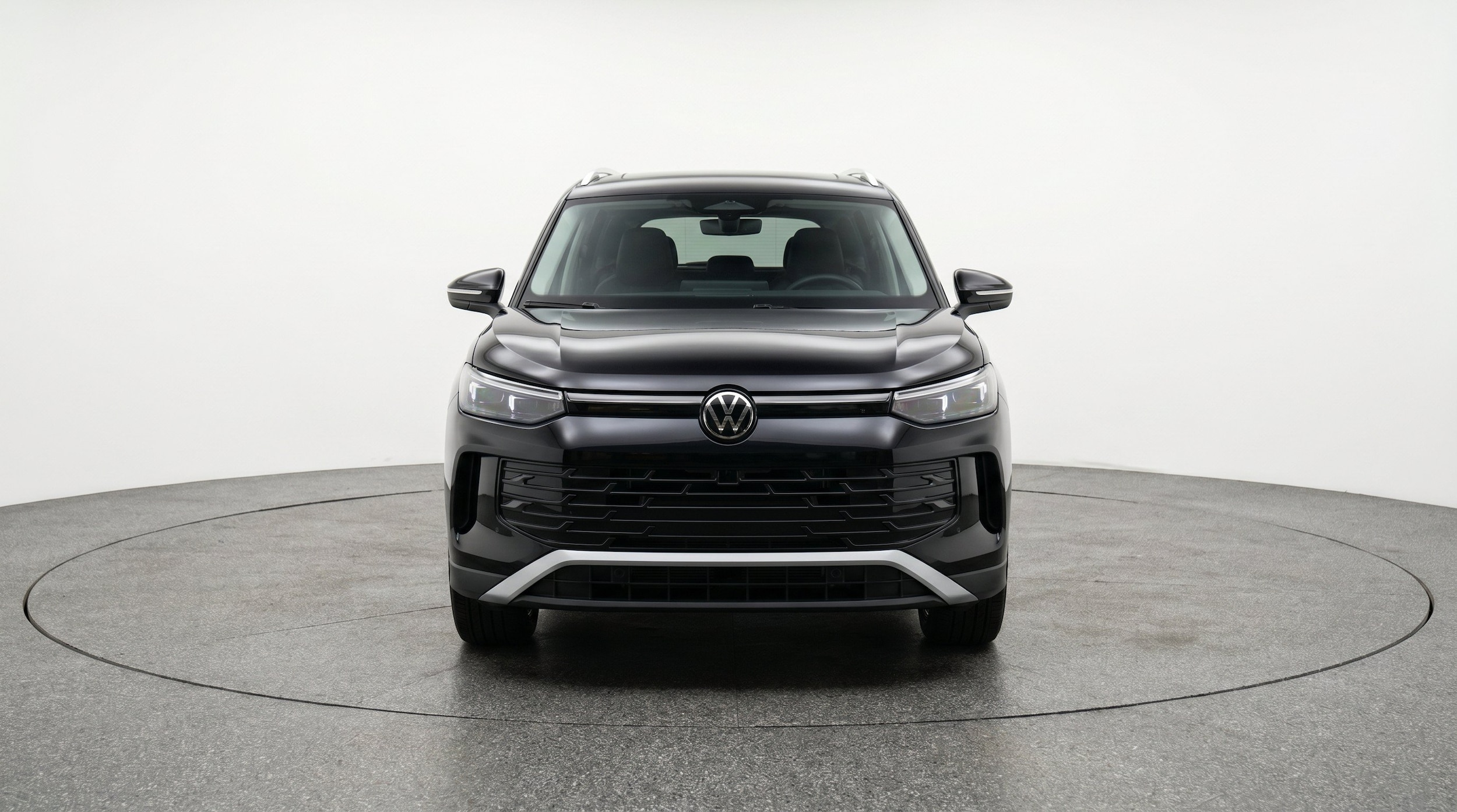 Thumbnail: 2026 Volkswagen Tiguan - 2