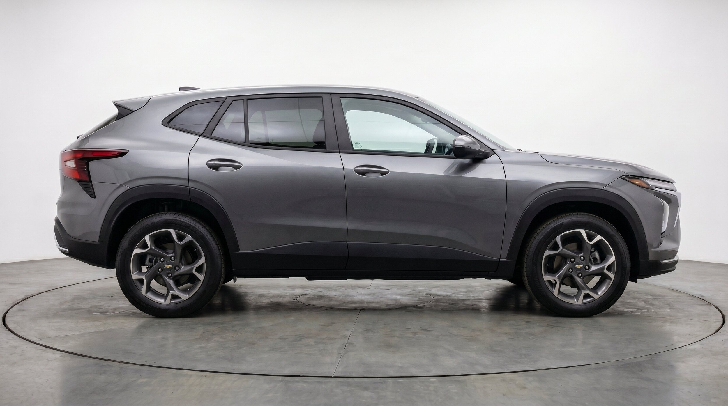 Thumbnail: 2025 Chevrolet Trax - 10