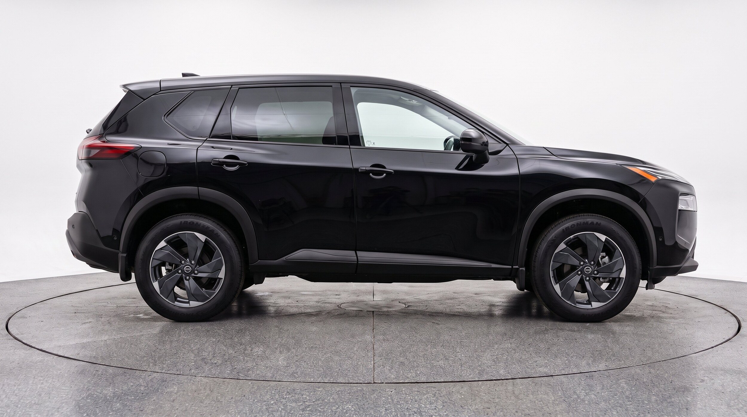 Thumbnail: 2025 Nissan Rogue - 10