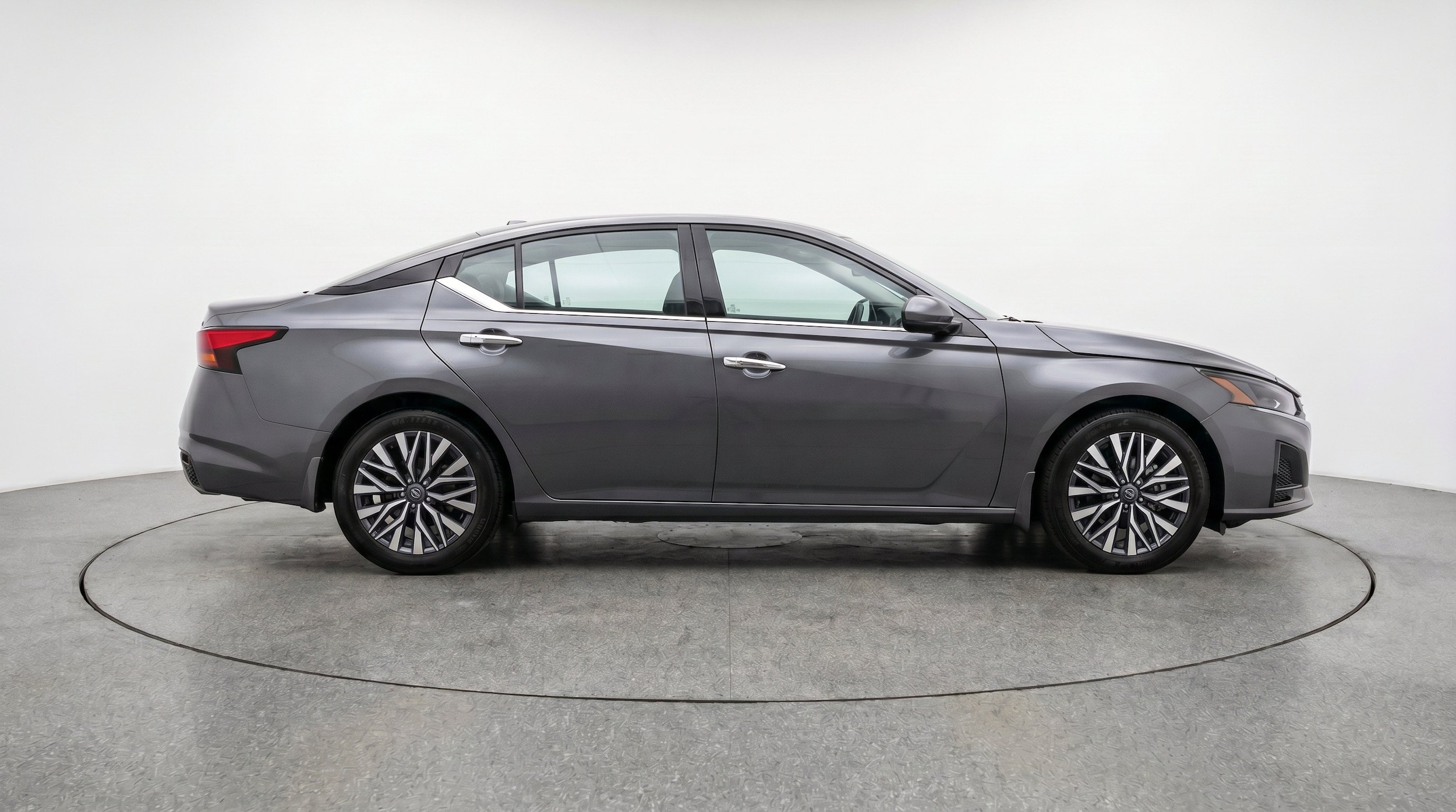 Thumbnail: 2025 Nissan Altima - 10