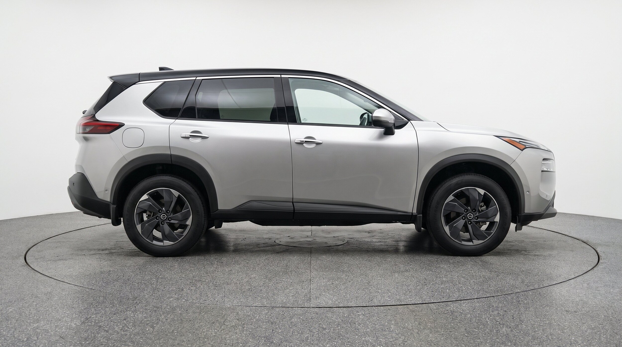 Thumbnail: 2025 Nissan Rogue - 10