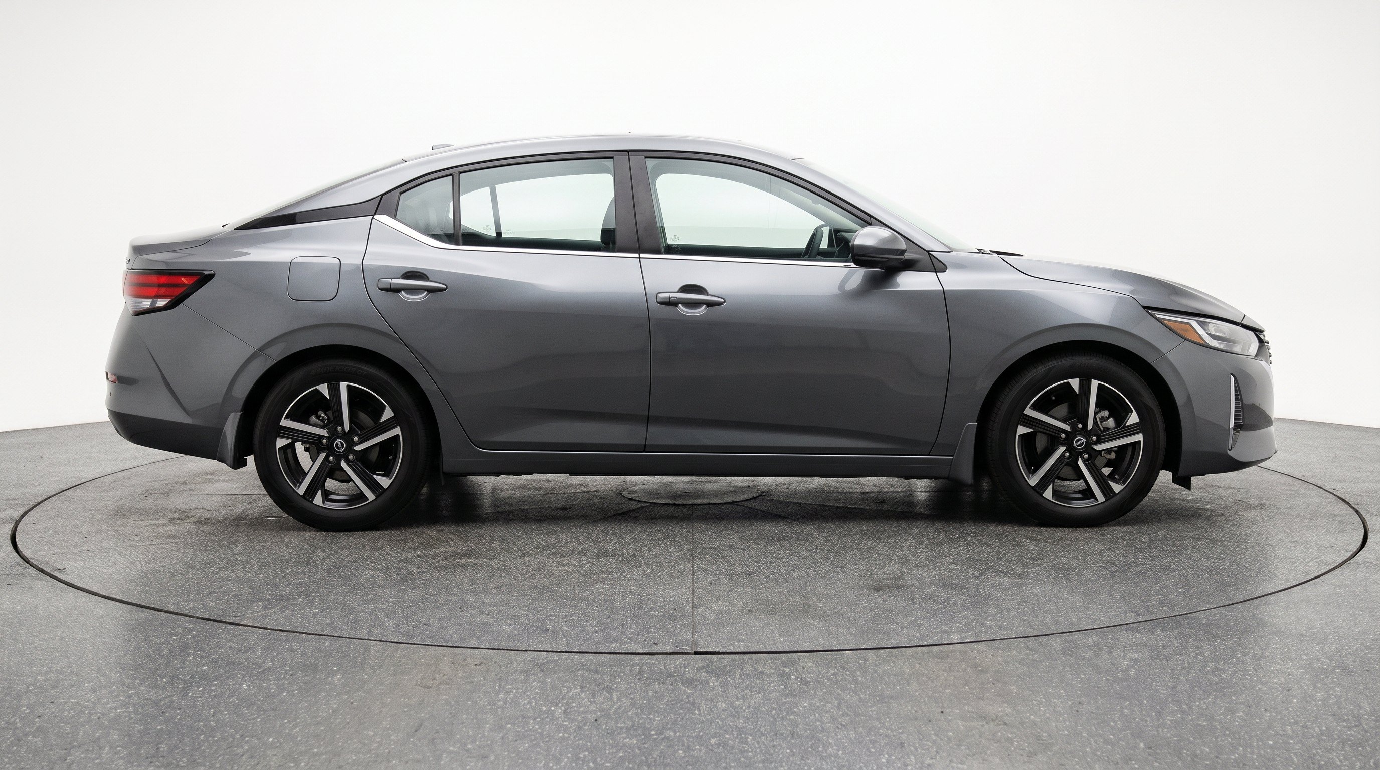 Thumbnail: 2025 Nissan Sentra - 10