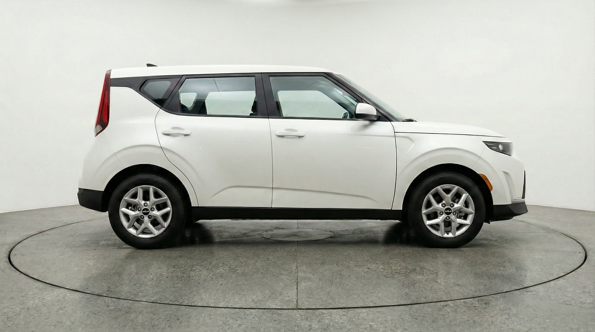 Thumbnail: 2025 Kia Soul - 10