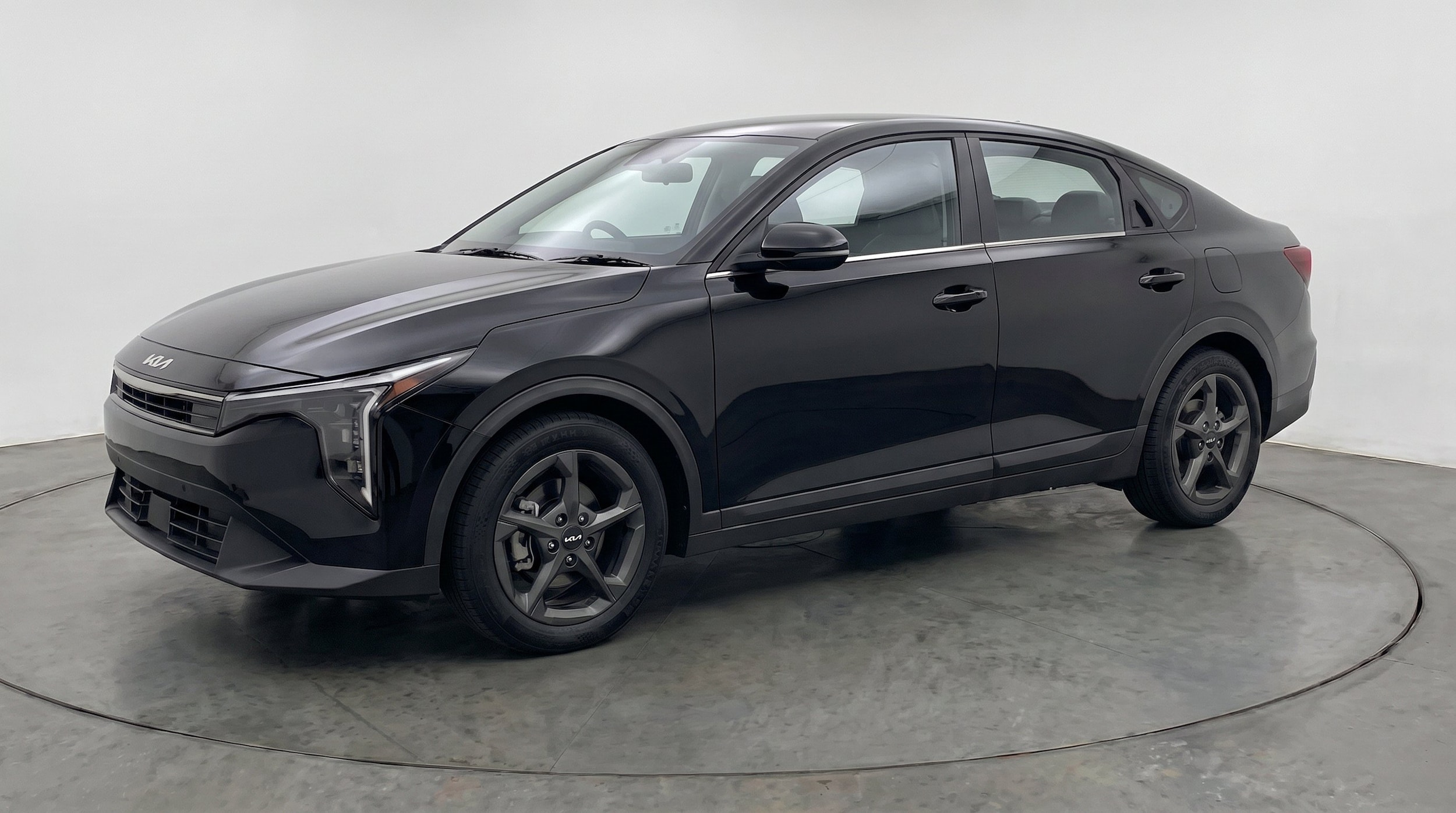 Thumbnail: 2026 Kia K4 - 3