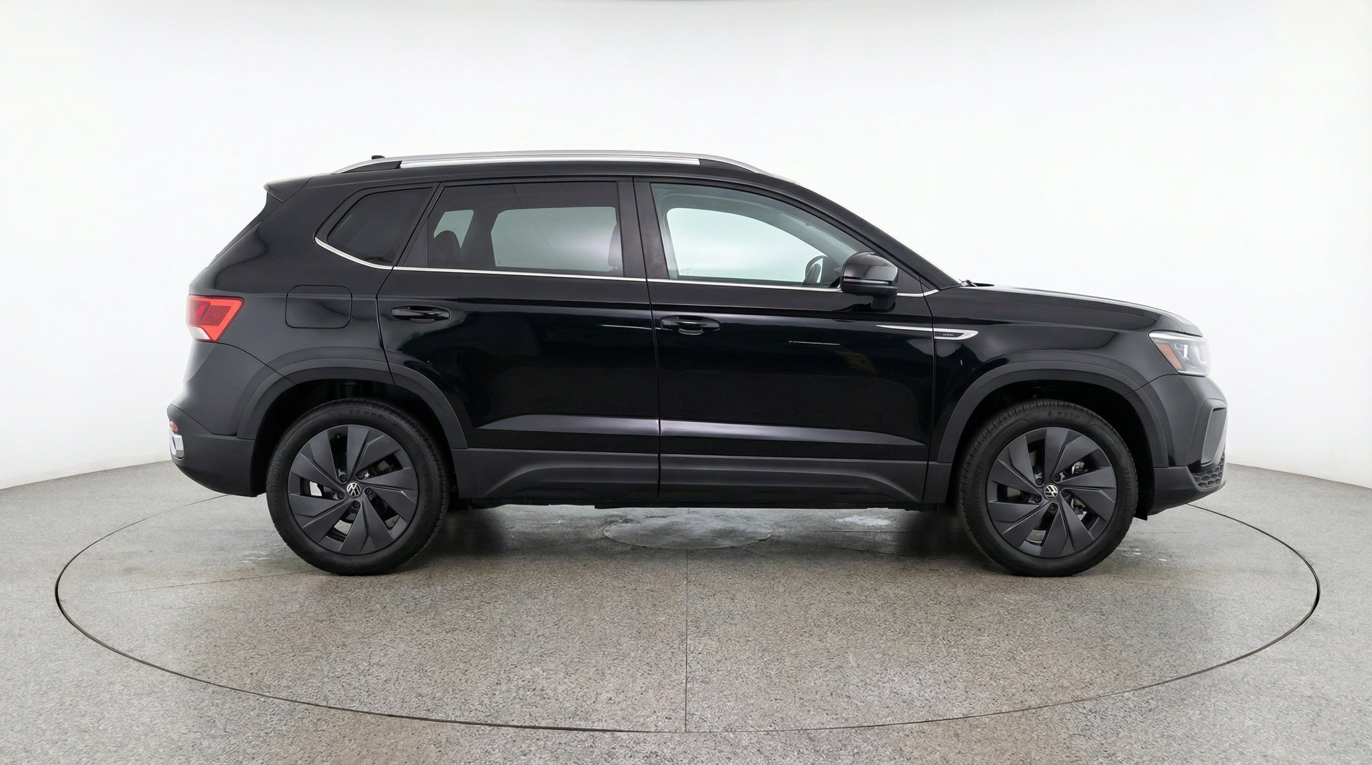 Thumbnail: 2026 Volkswagen Taos - 10