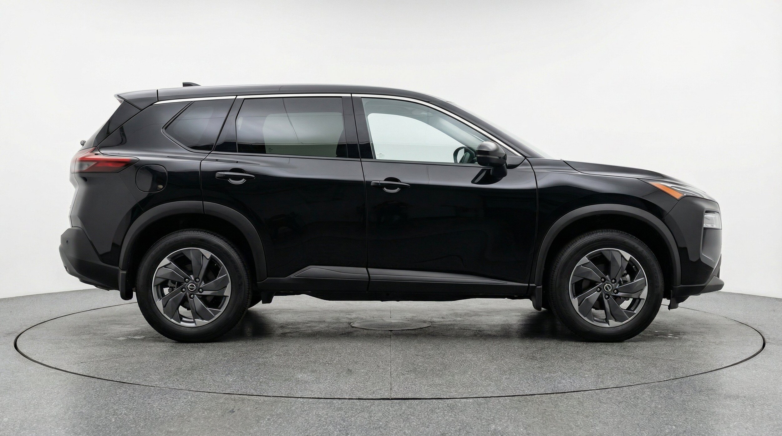 Thumbnail: 2025 Nissan Rogue - 10