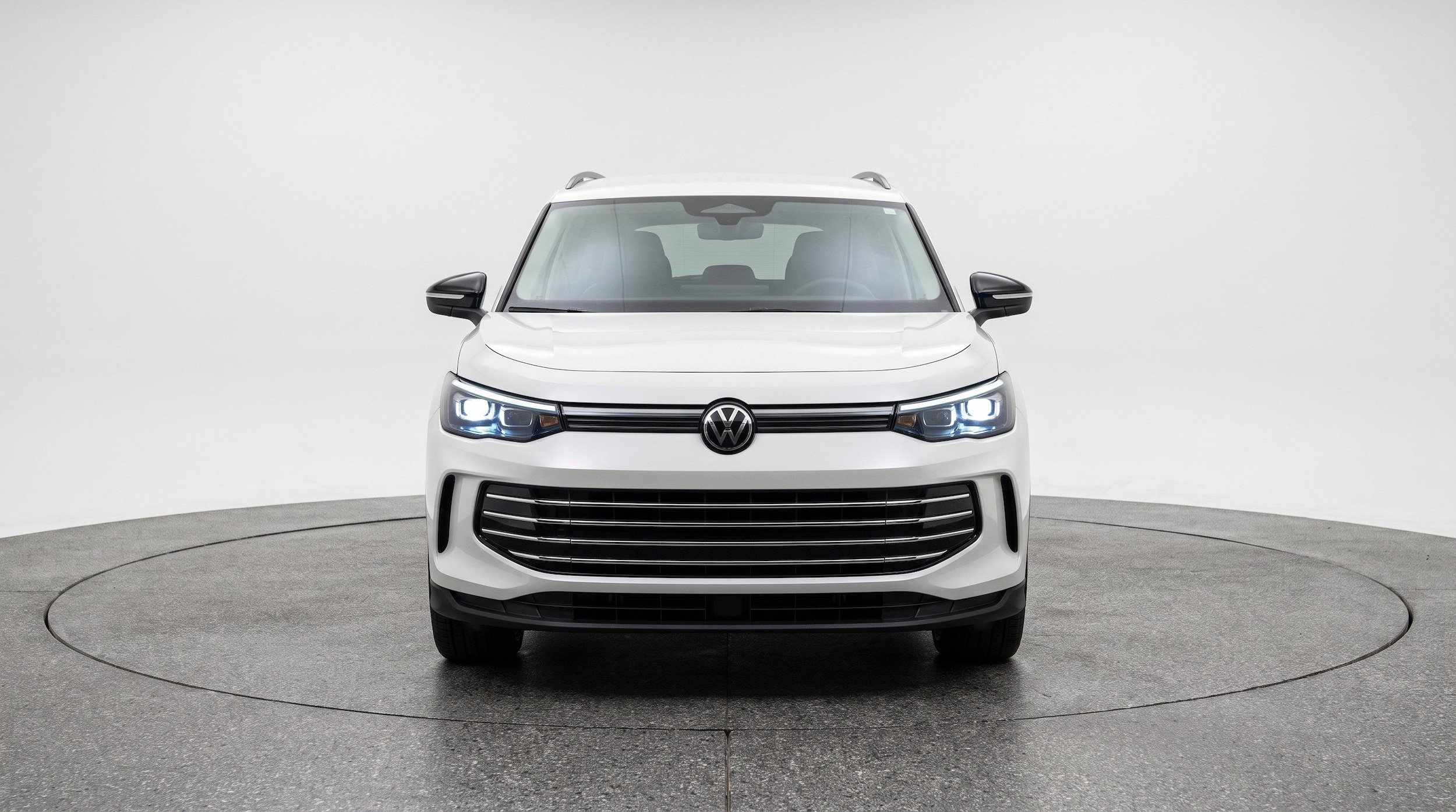 Thumbnail: 2026 Volkswagen Tiguan - 2