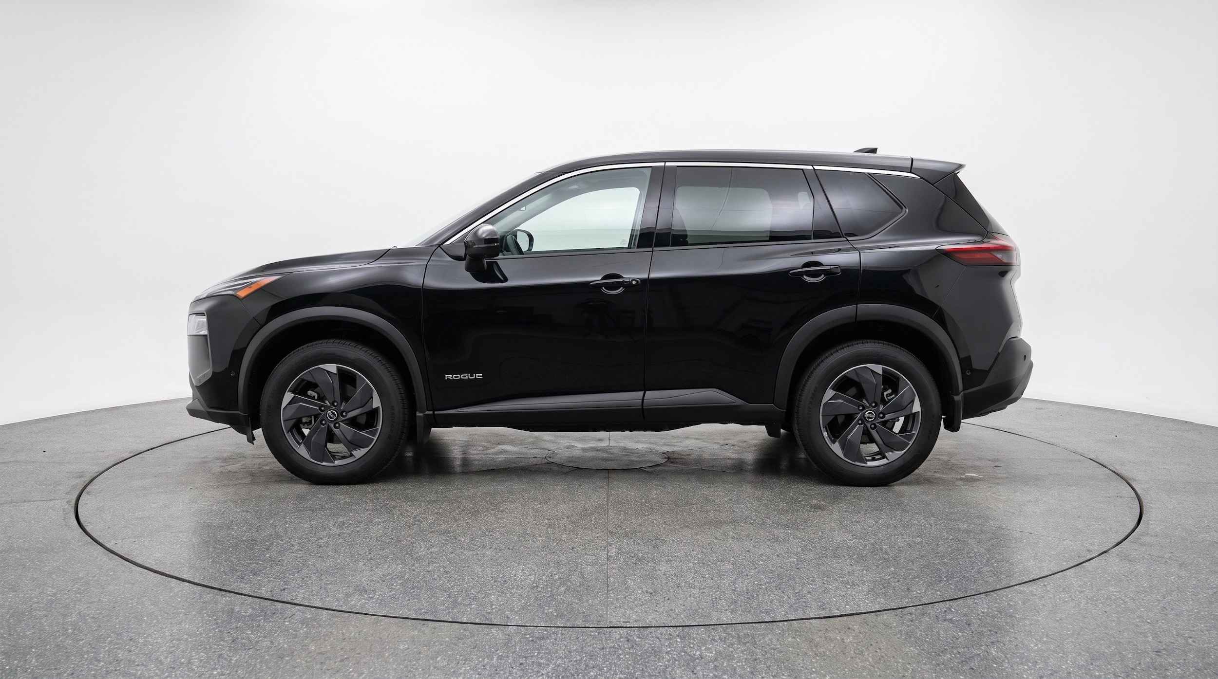 Thumbnail: 2025 Nissan Rogue - 5