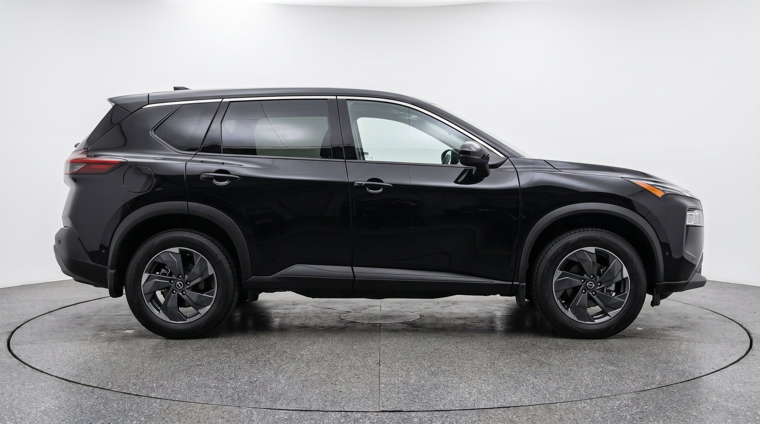 Thumbnail: 2025 Nissan Rogue - 10