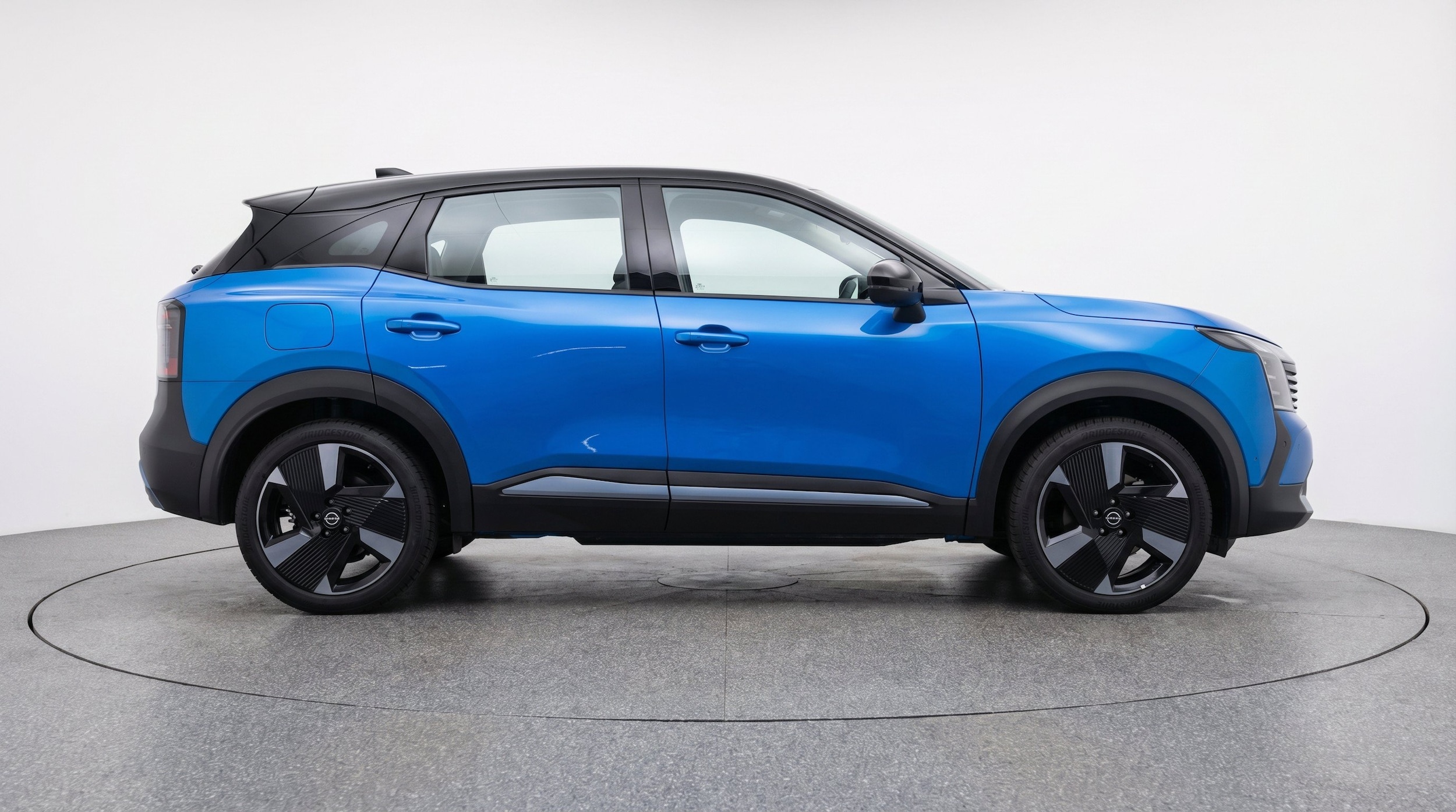 Thumbnail: 2026 Nissan Kicks - 10