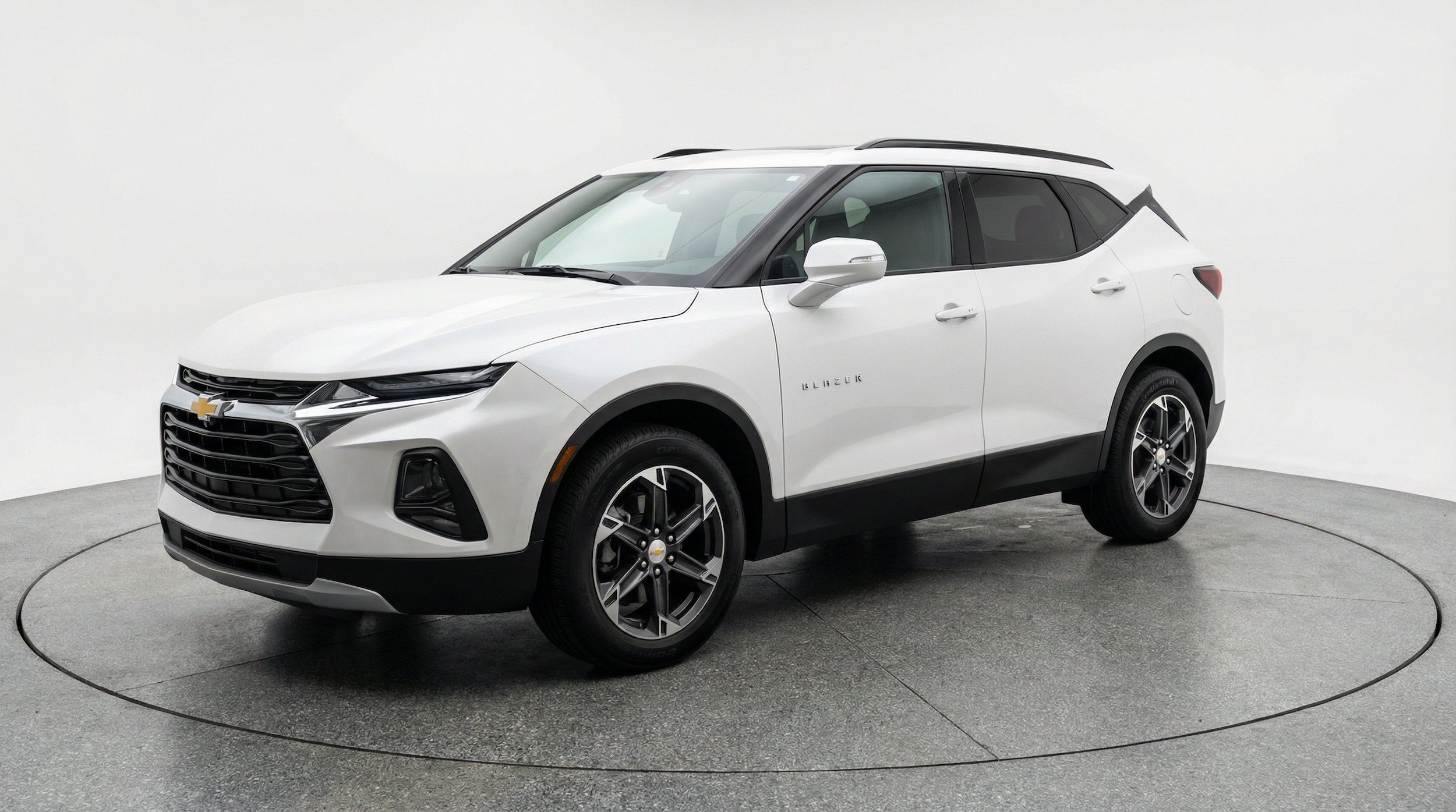 Thumbnail: 2026 Chevrolet Blazer - 3
