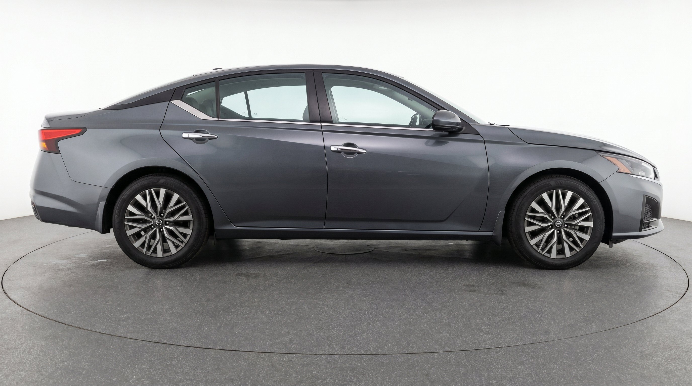 Thumbnail: 2025 Nissan Altima - 10