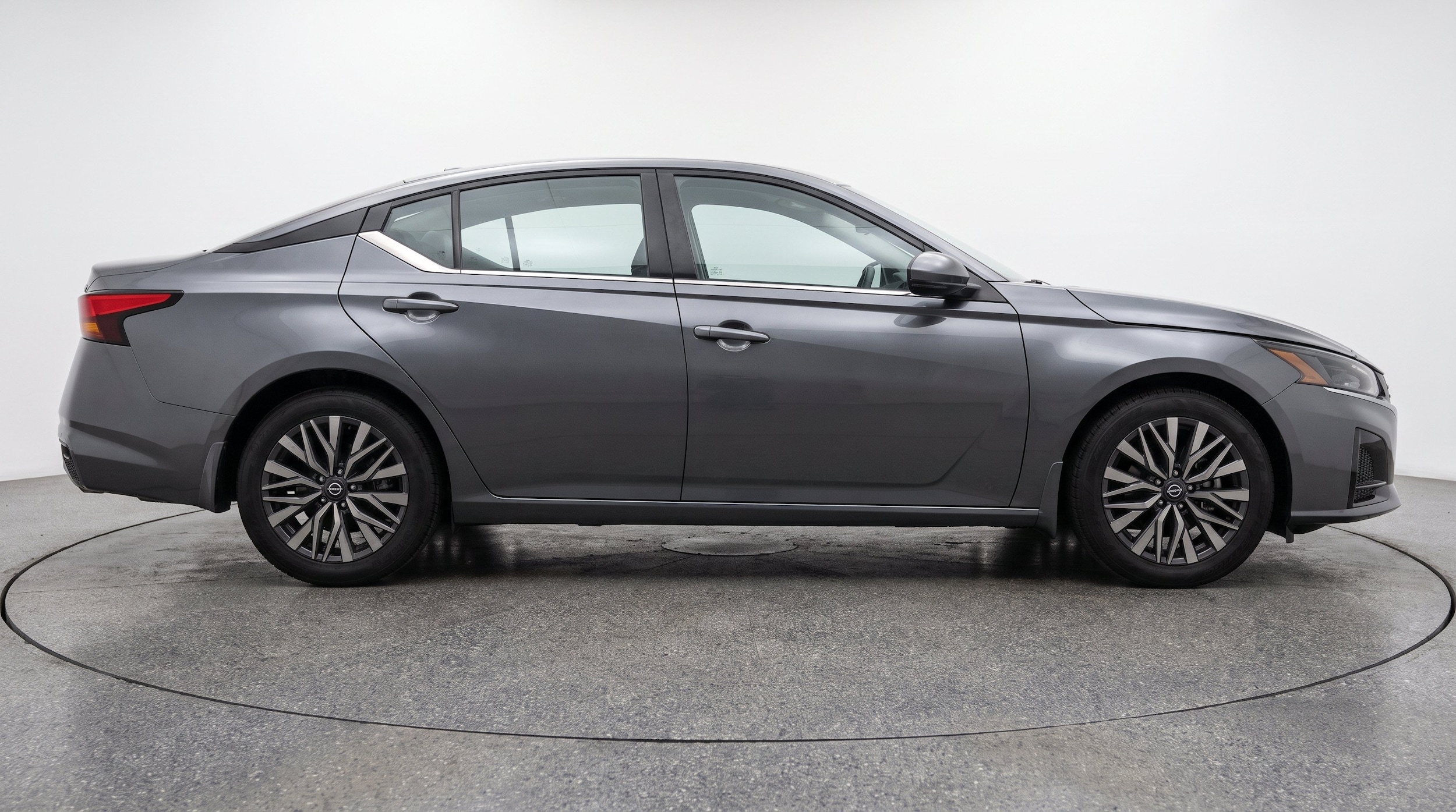 Thumbnail: 2025 Nissan Altima - 10