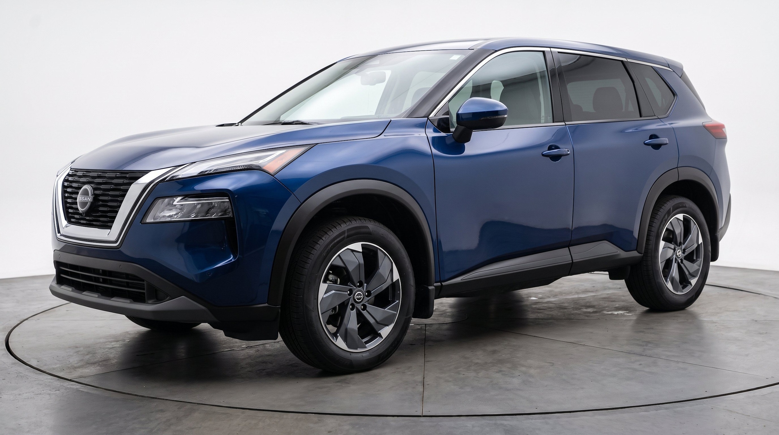 Thumbnail: 2025 Nissan Rogue - 3
