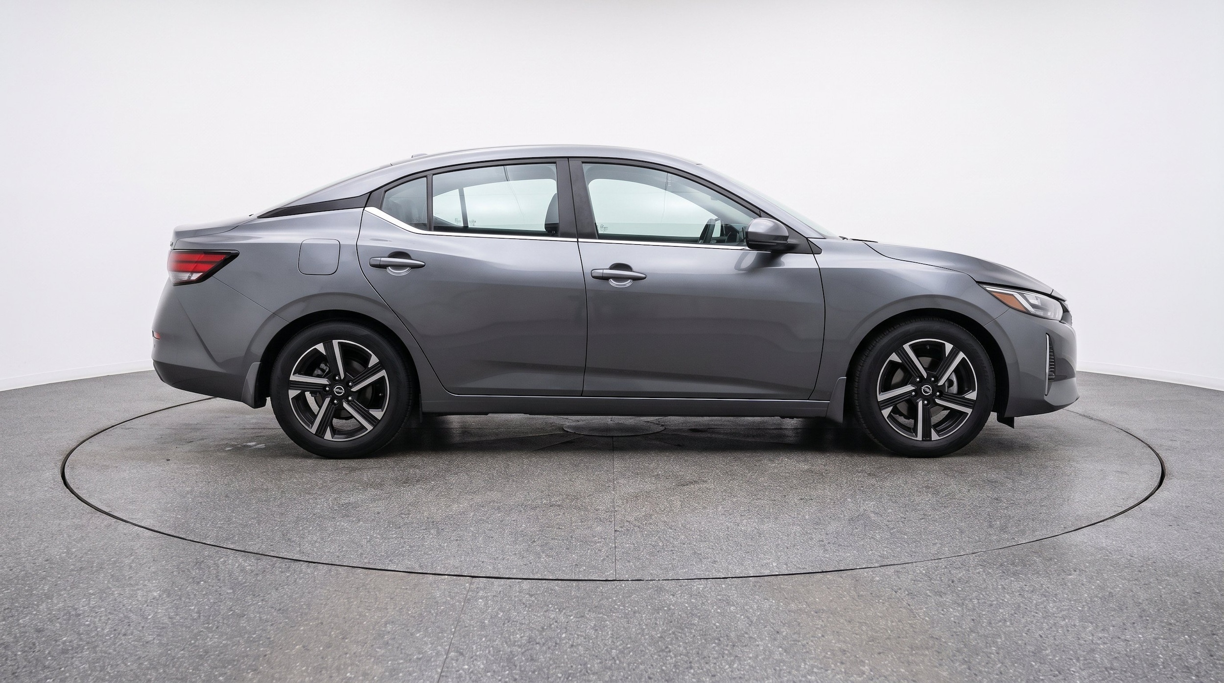 Thumbnail: 2025 Nissan Sentra - 10