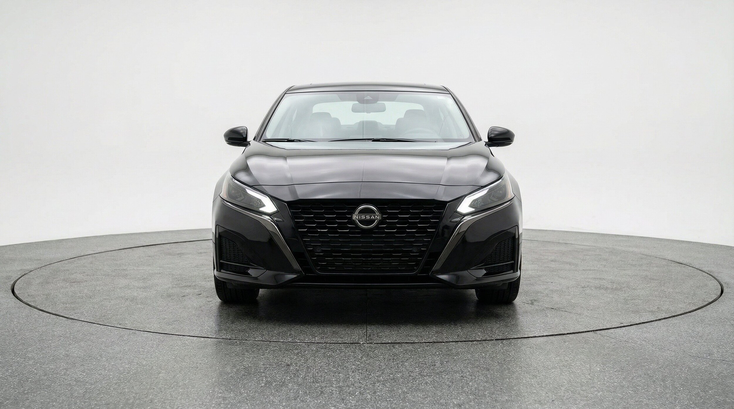 Thumbnail: 2025 Nissan Altima - 2