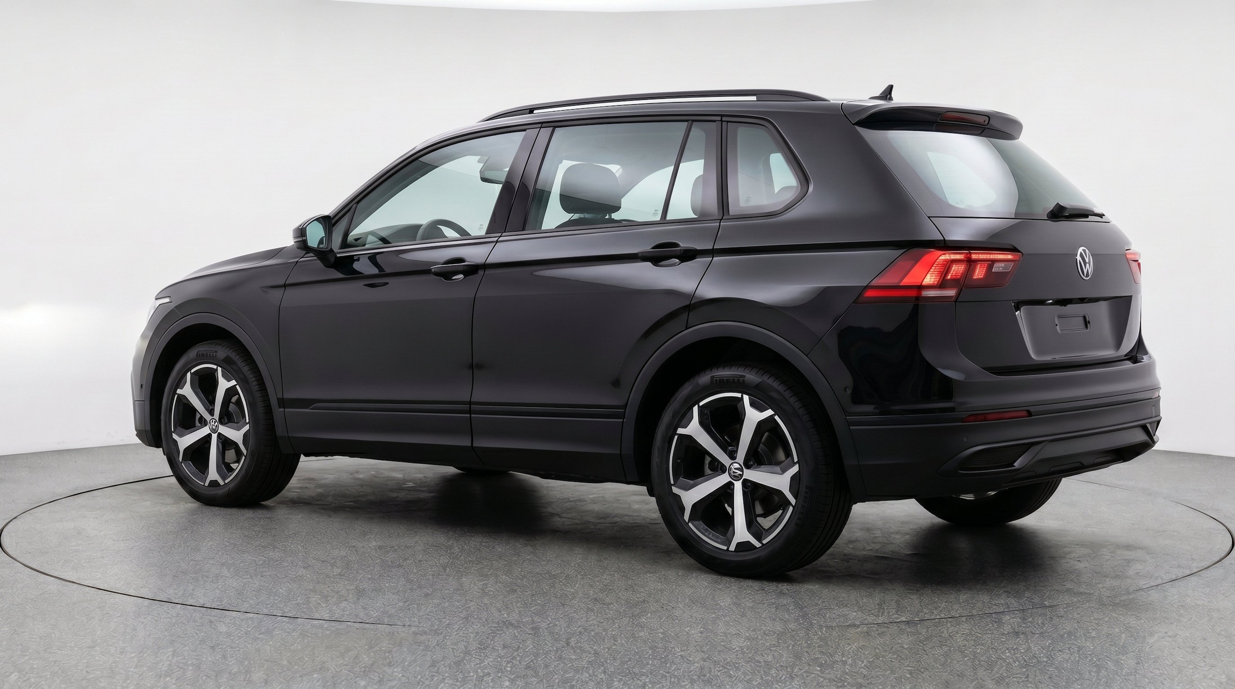 Thumbnail: 2026 Volkswagen Tiguan - 6