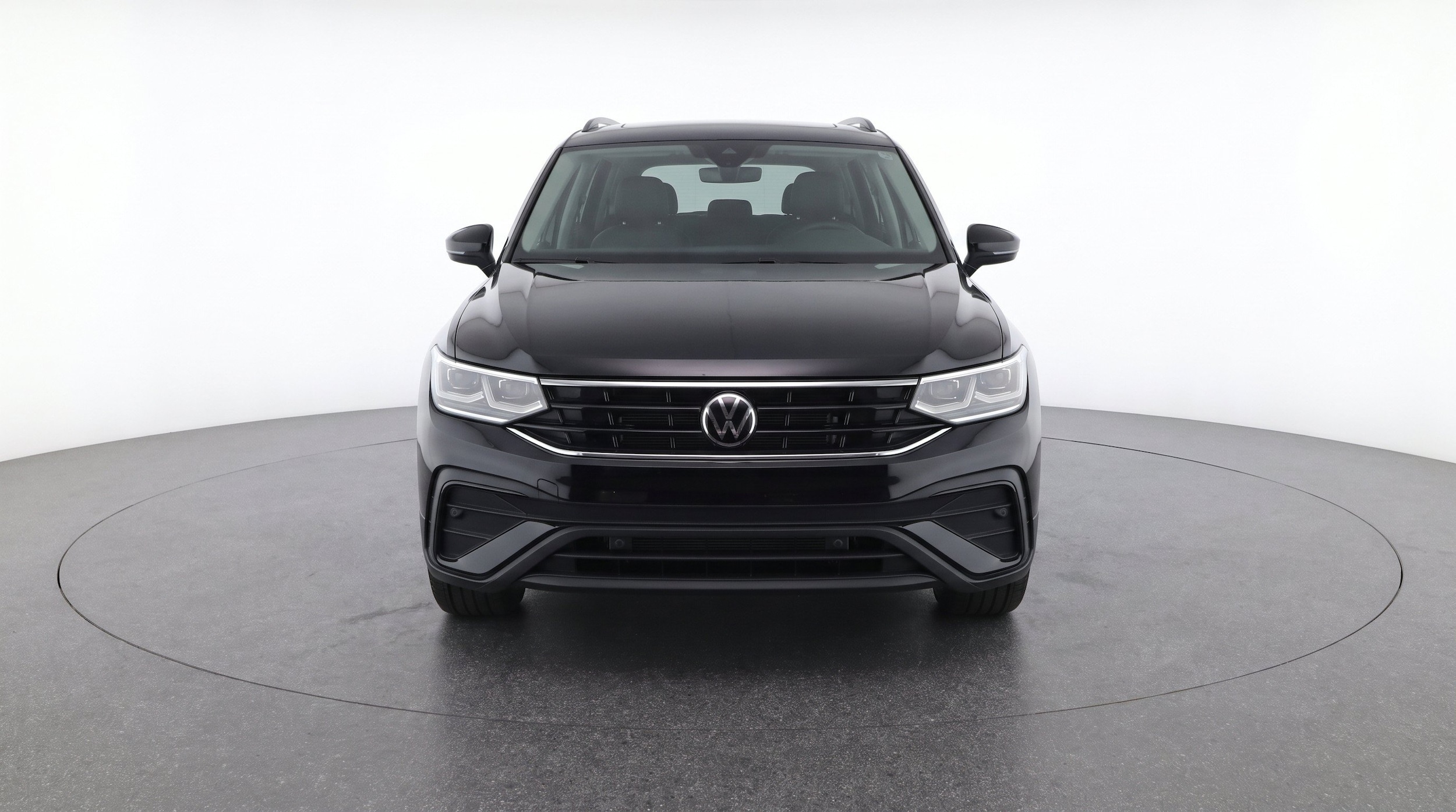 Thumbnail: 2026 Volkswagen Tiguan - 2