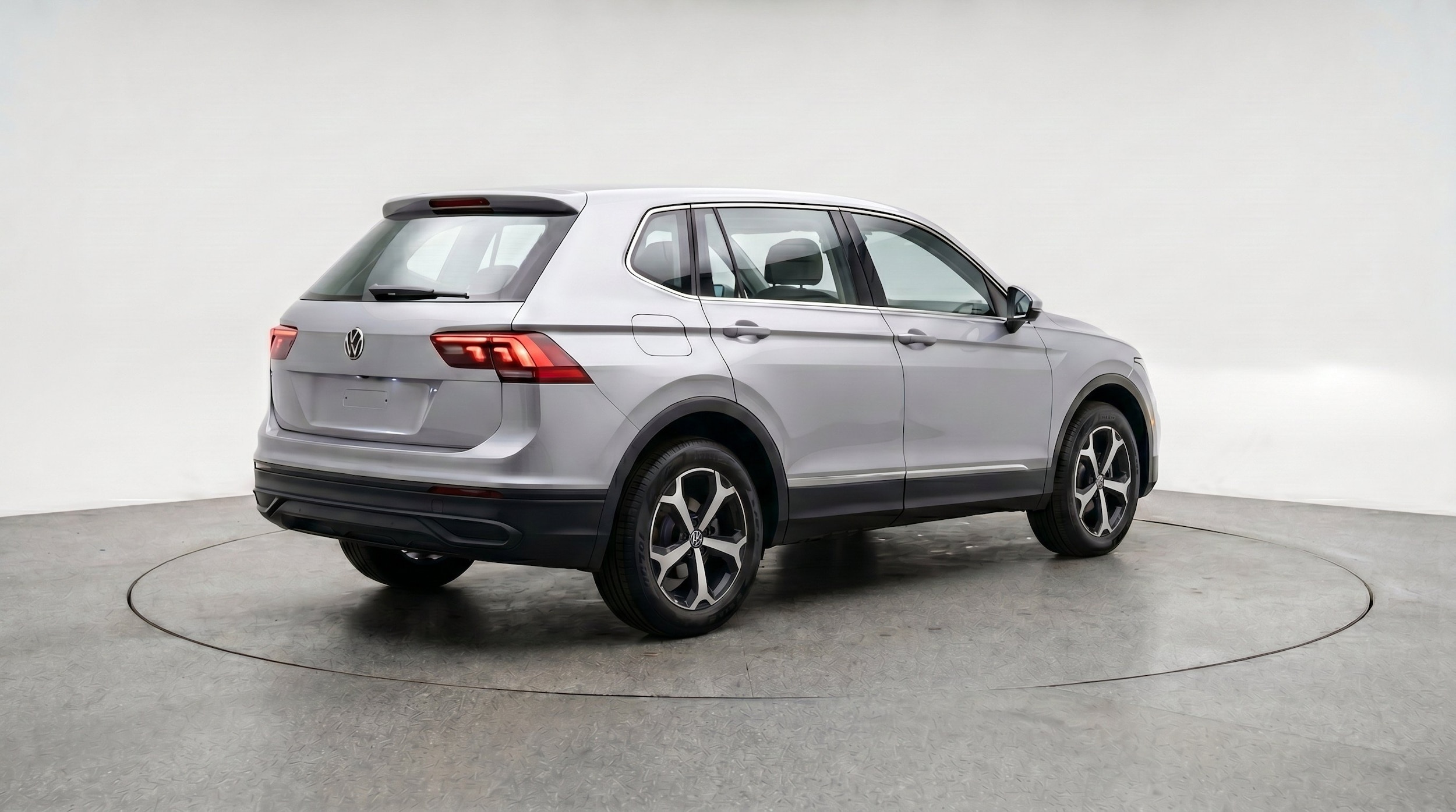 Thumbnail: 2026 Volkswagen Tiguan - 9