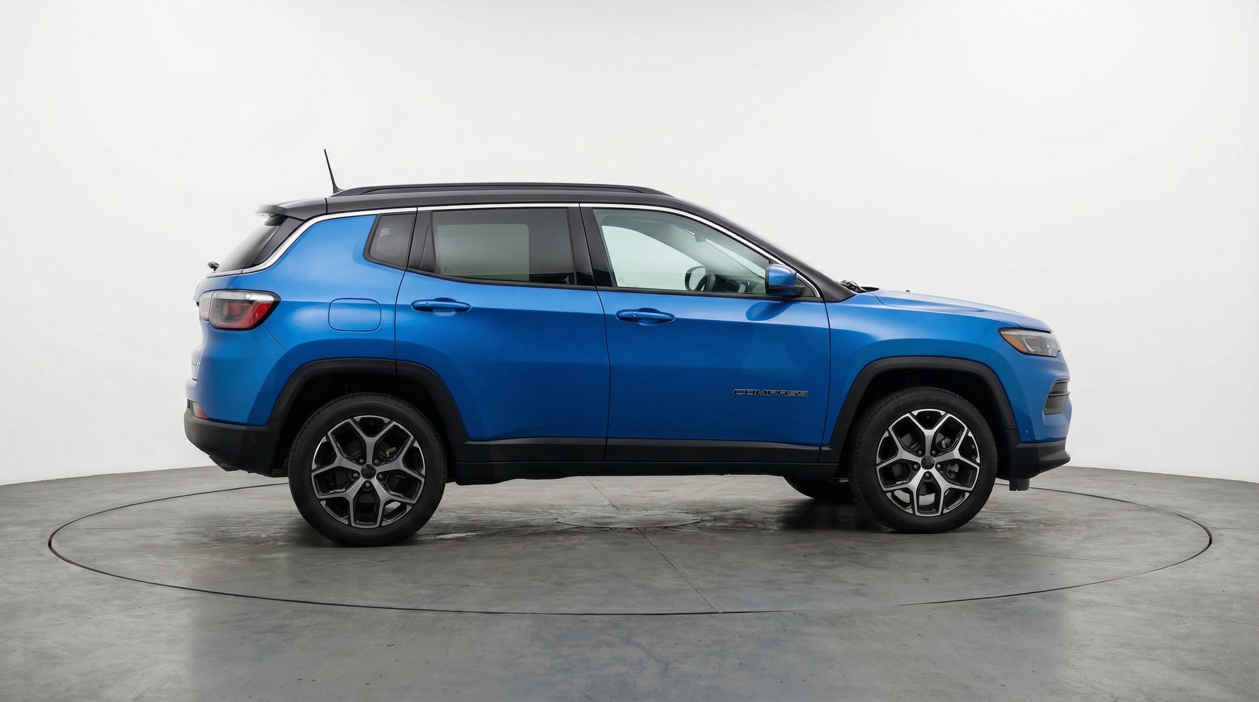 Thumbnail: 2025 Jeep Compass - 10