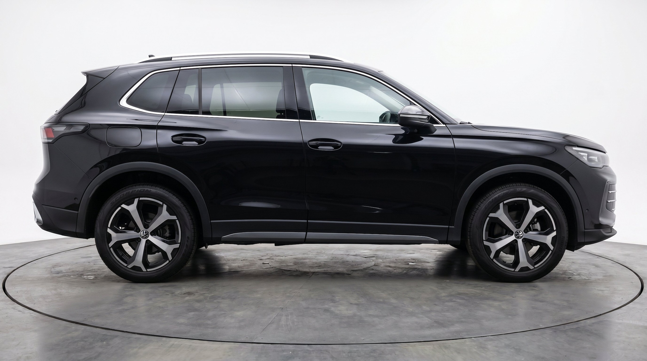 Thumbnail: 2026 Volkswagen Tiguan - 10