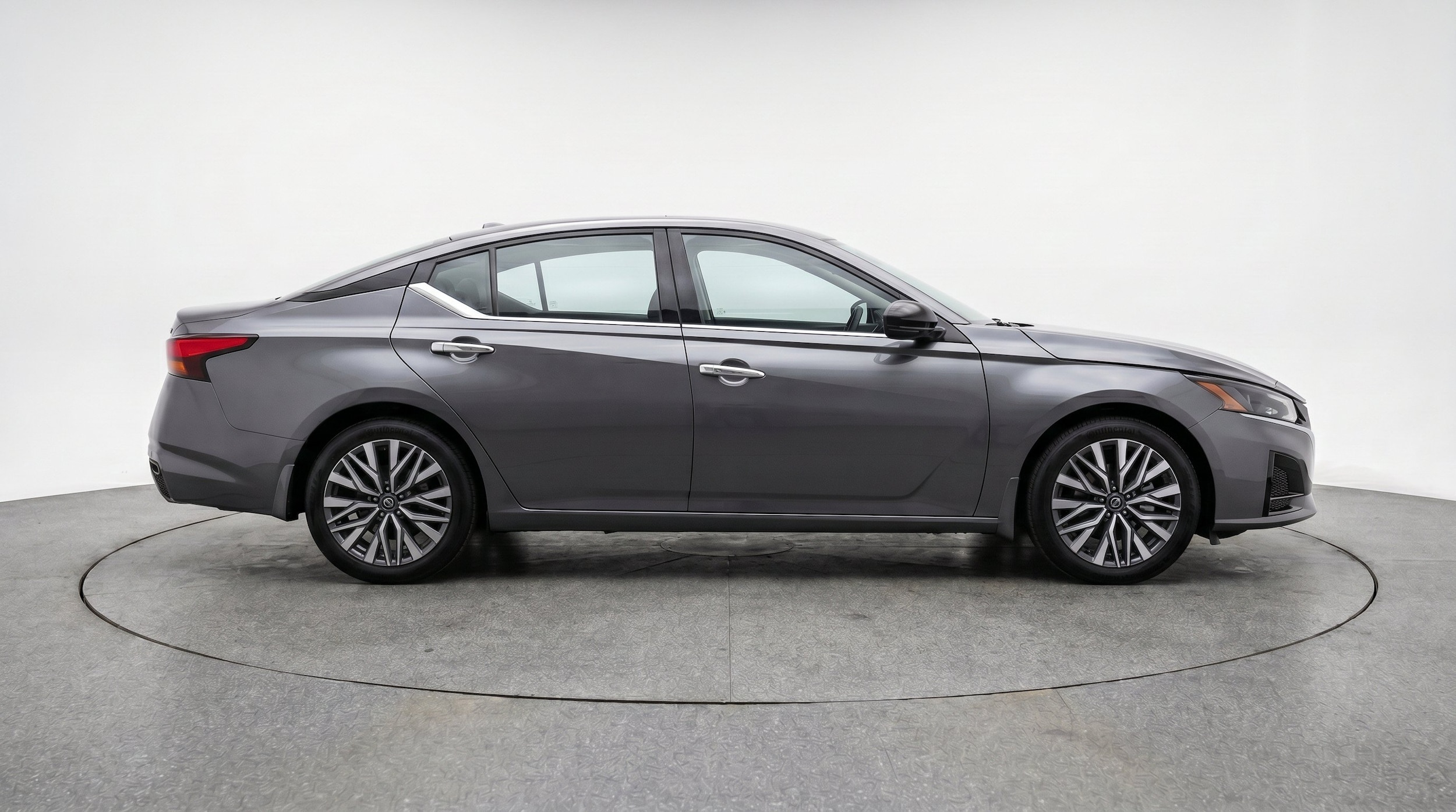 Thumbnail: 2025 Nissan Altima - 10