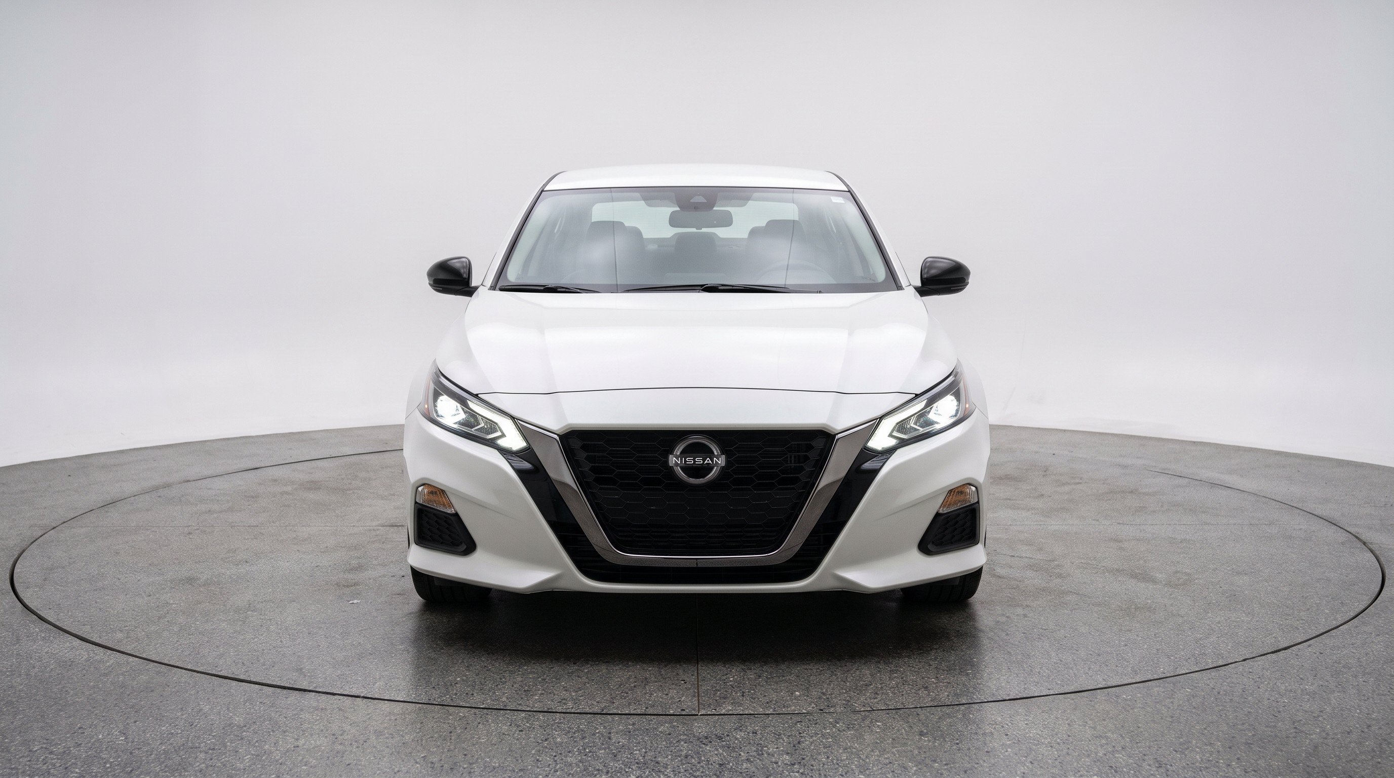 Thumbnail: 2025 Nissan Altima - 2