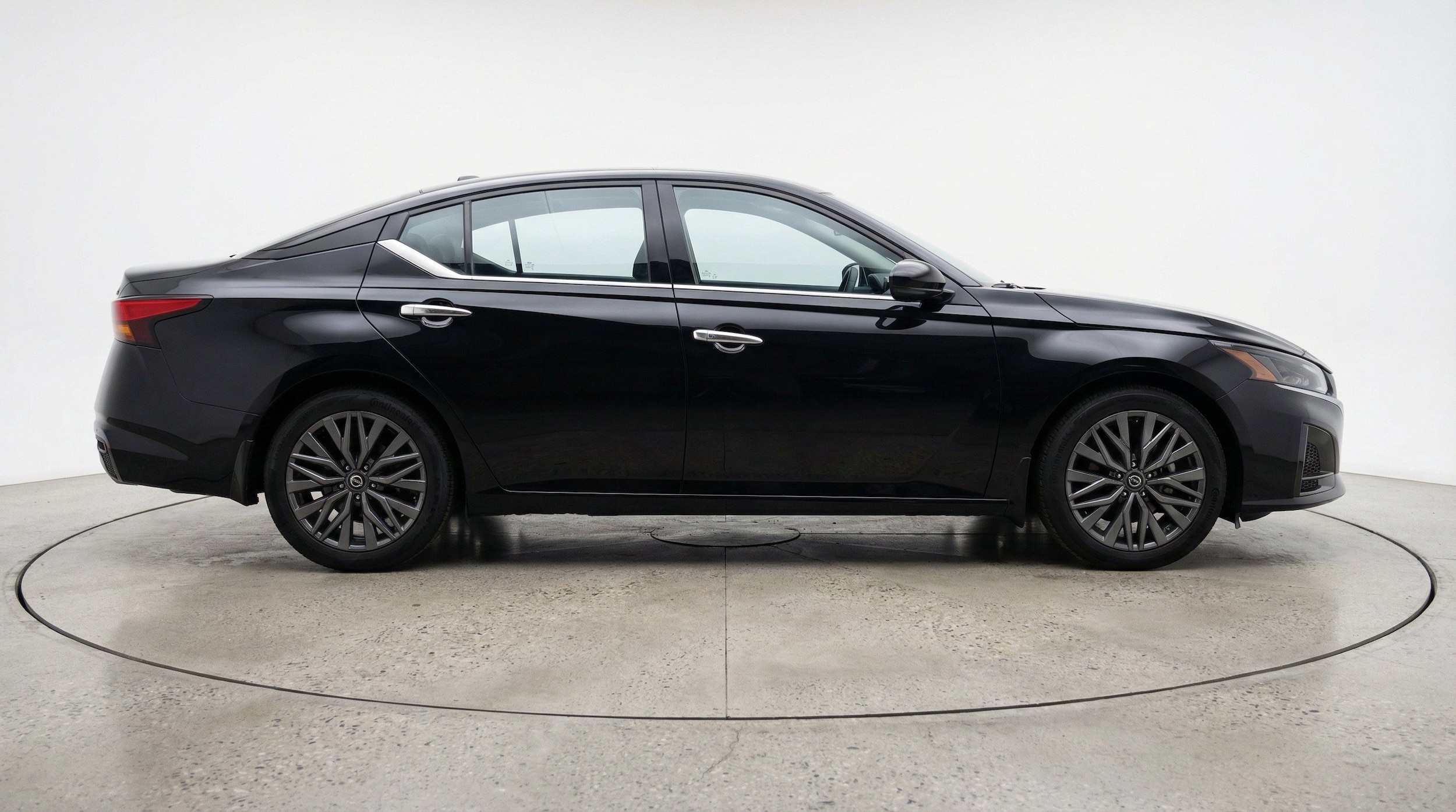 Thumbnail: 2025 Nissan Altima - 10