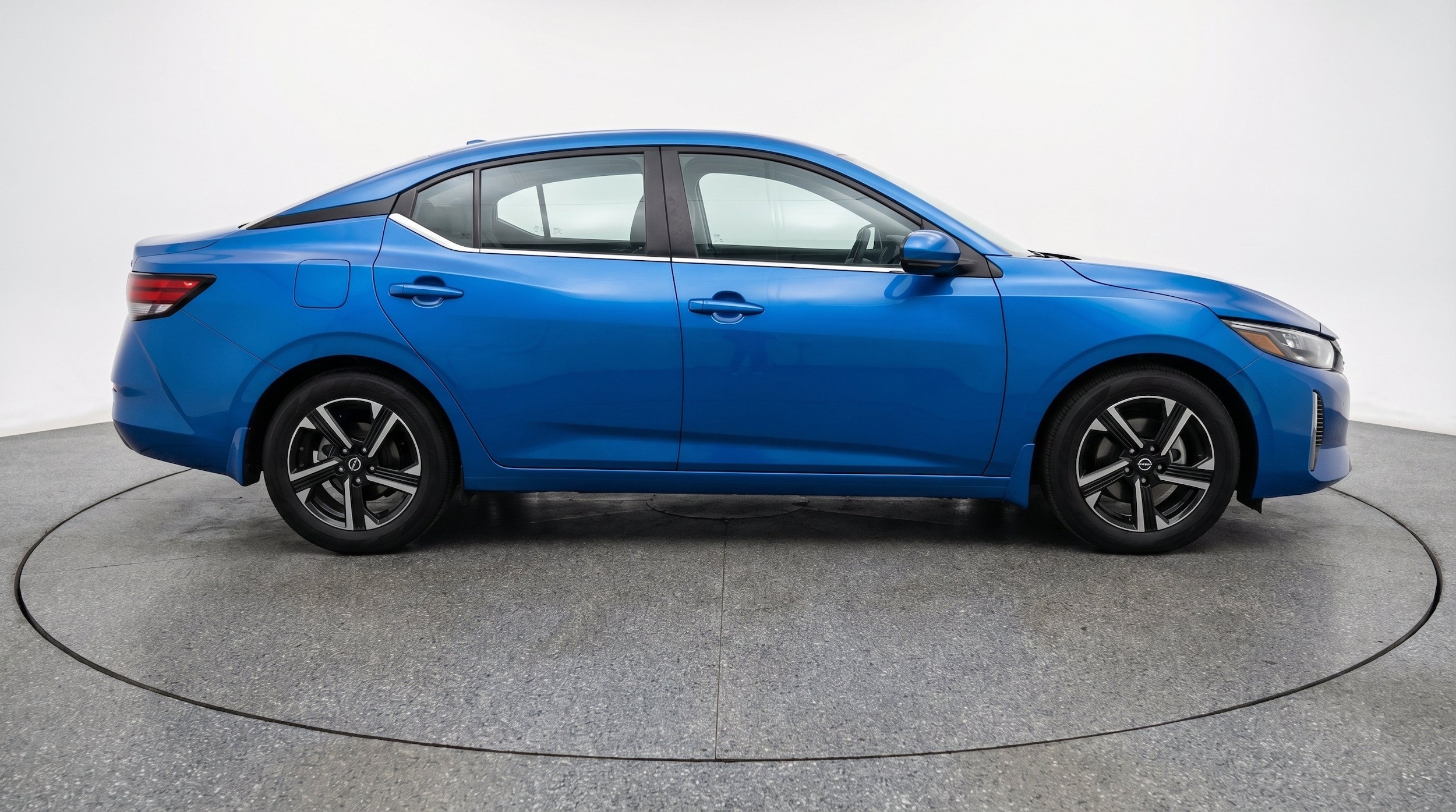 Thumbnail: 2025 Nissan Sentra - 10