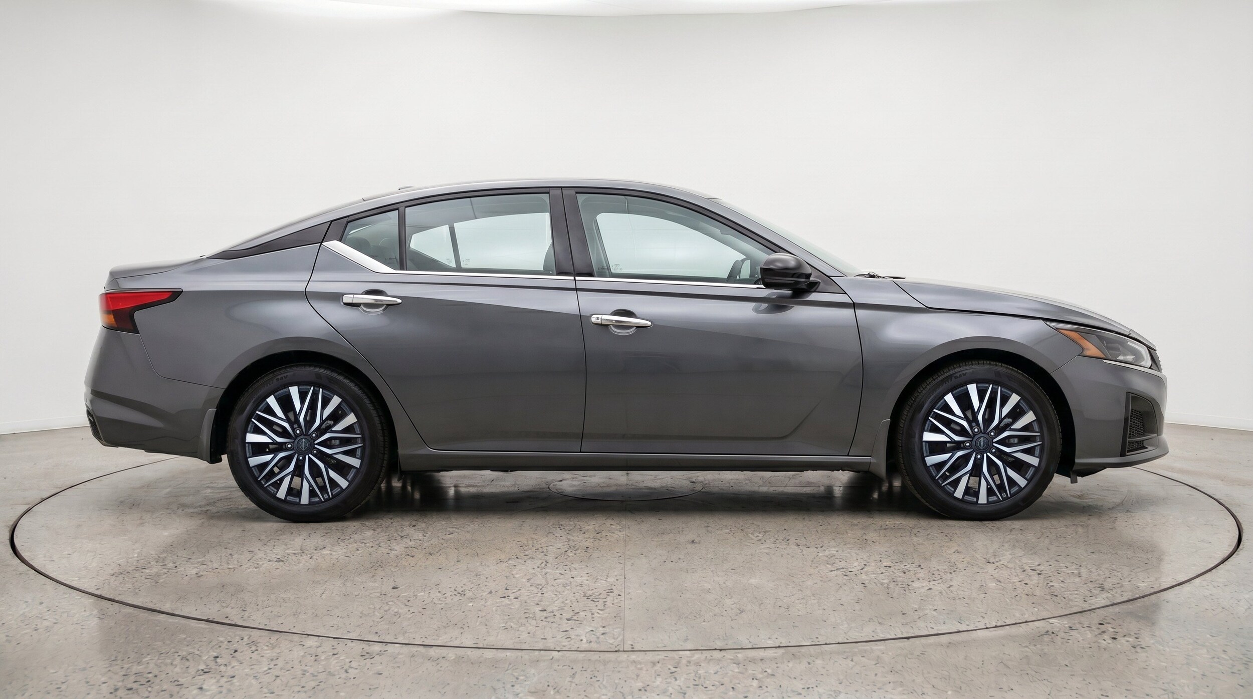 Thumbnail: 2025 Nissan Altima - 10