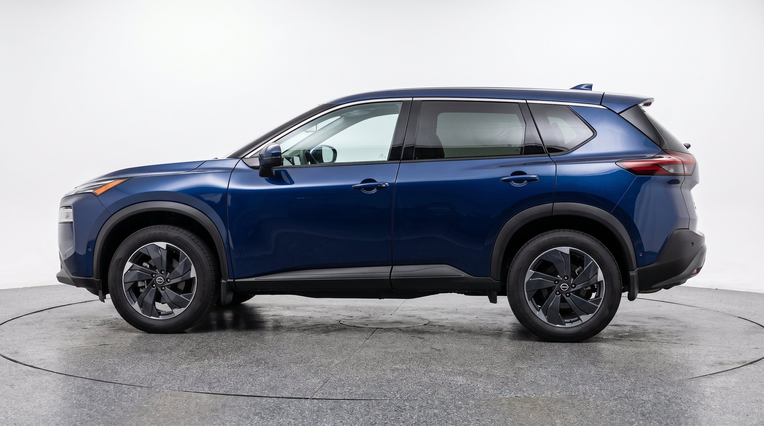 Thumbnail: 2025 Nissan Rogue - 5