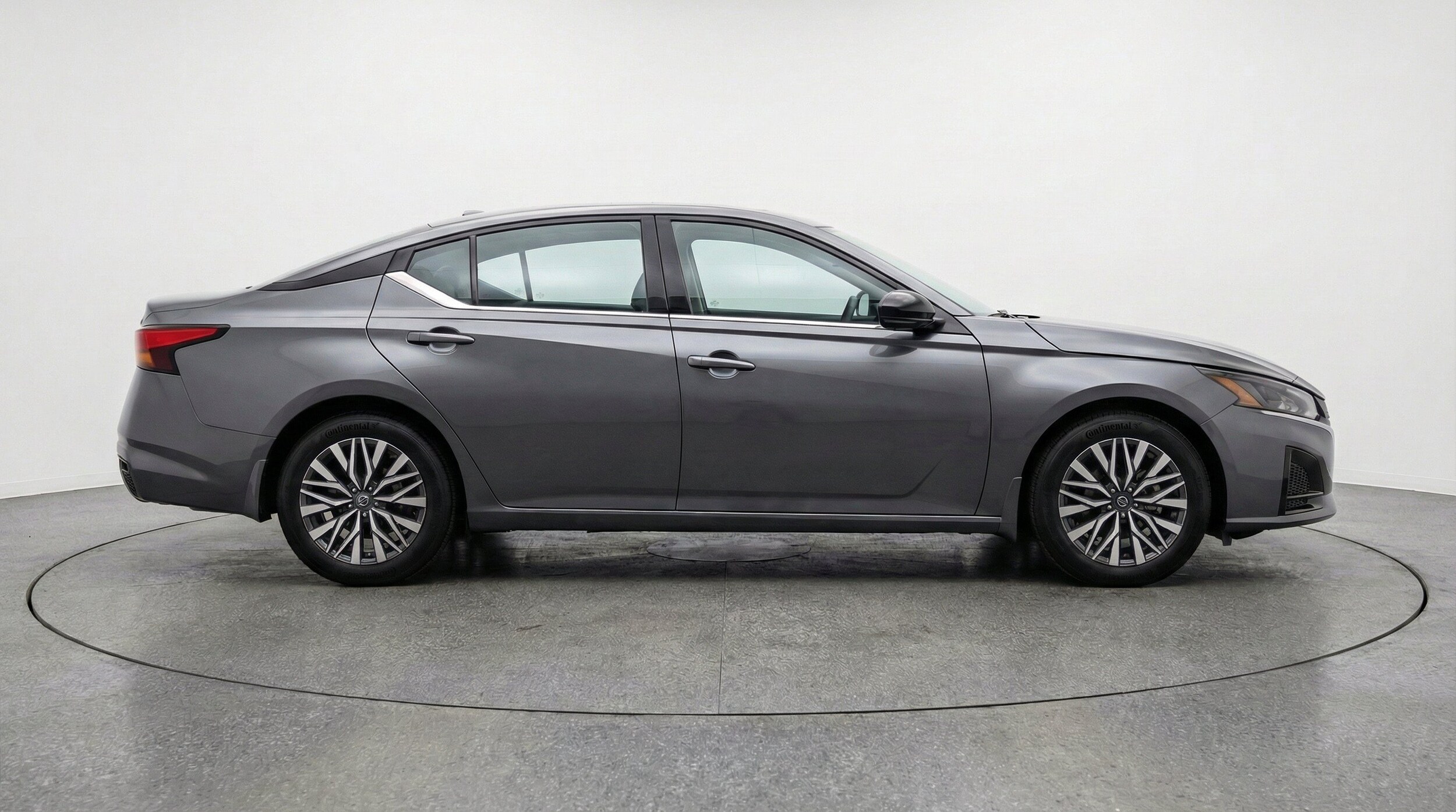 Thumbnail: 2025 Nissan Altima - 10