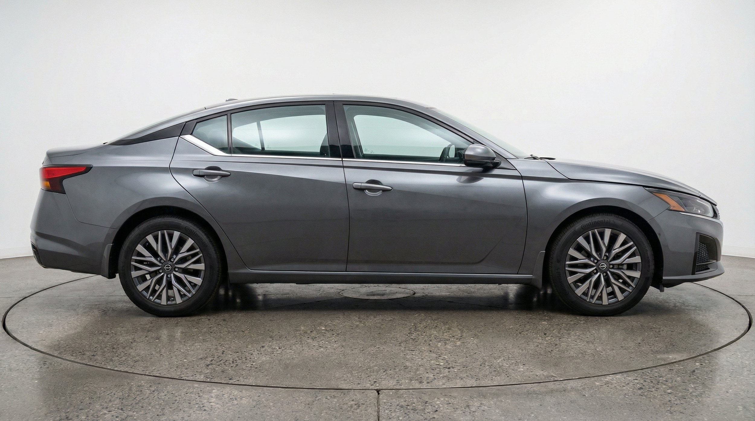 Thumbnail: 2025 Nissan Altima - 10