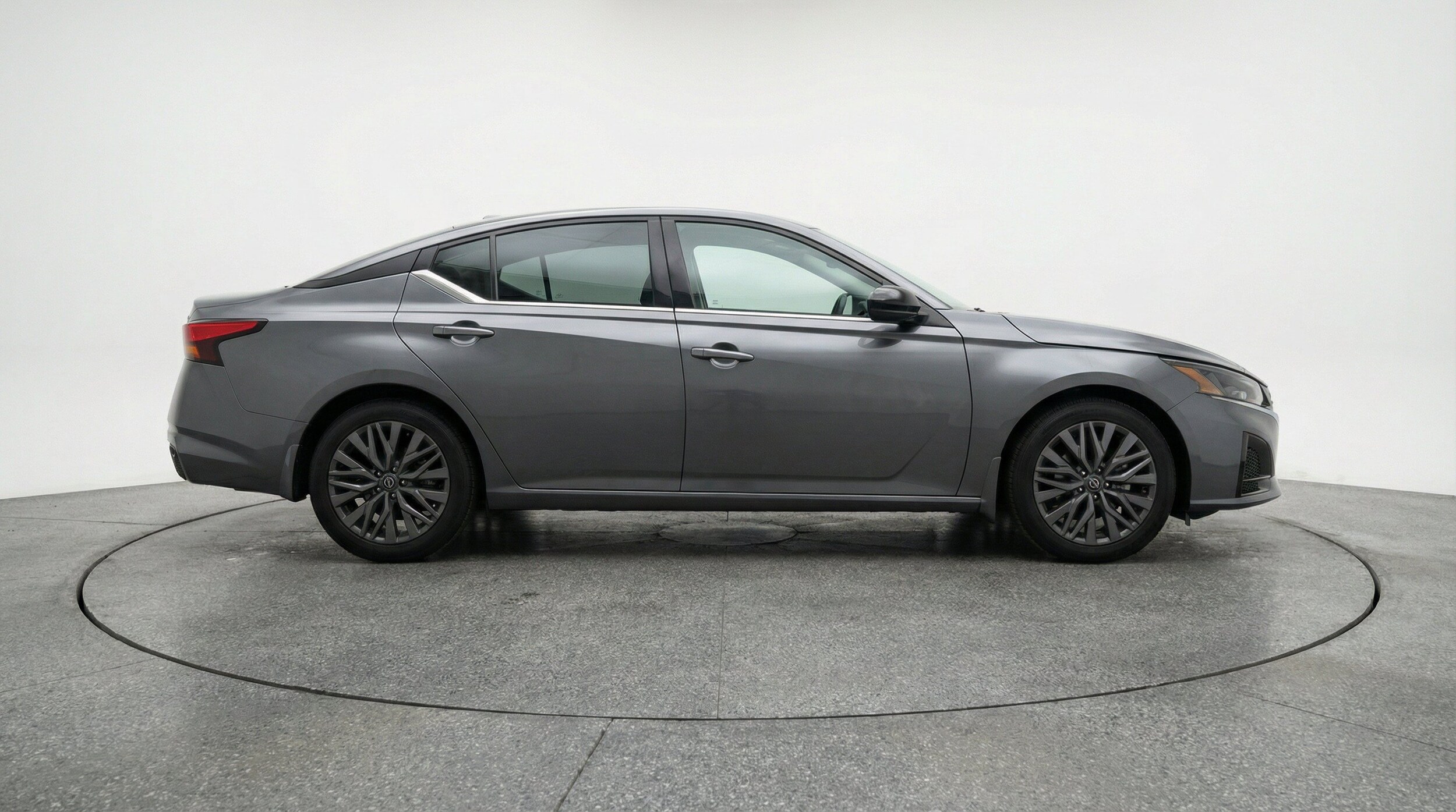 Thumbnail: 2025 Nissan Altima - 10