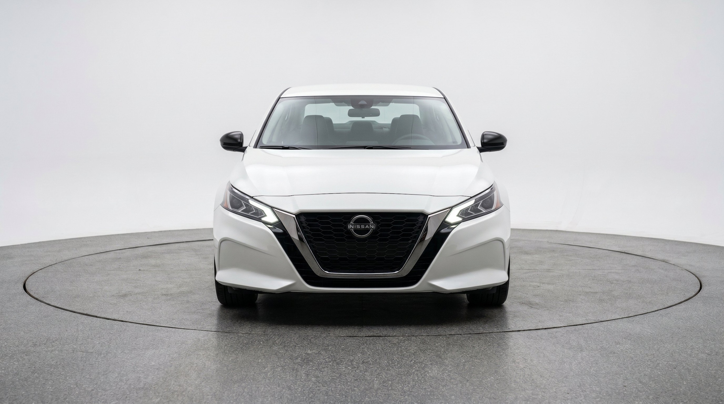 Thumbnail: 2025 Nissan Altima - 2