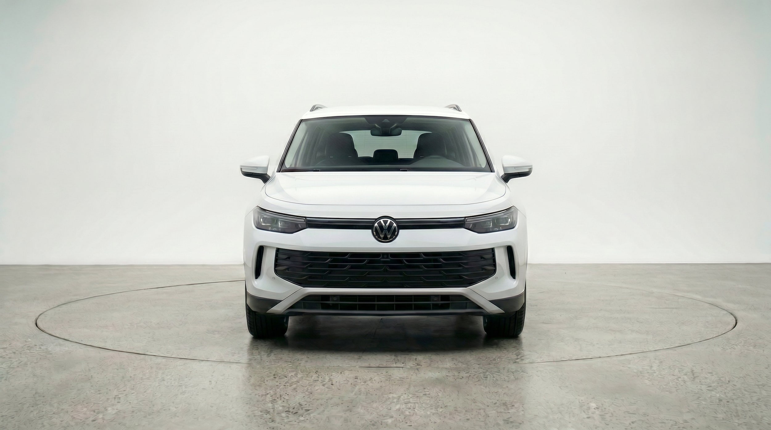 Thumbnail: 2026 Volkswagen Tiguan - 2
