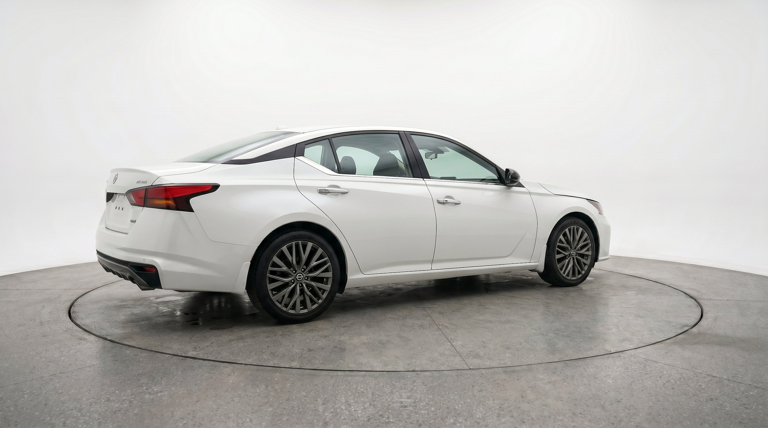 Thumbnail: 2025 Nissan Altima - 9