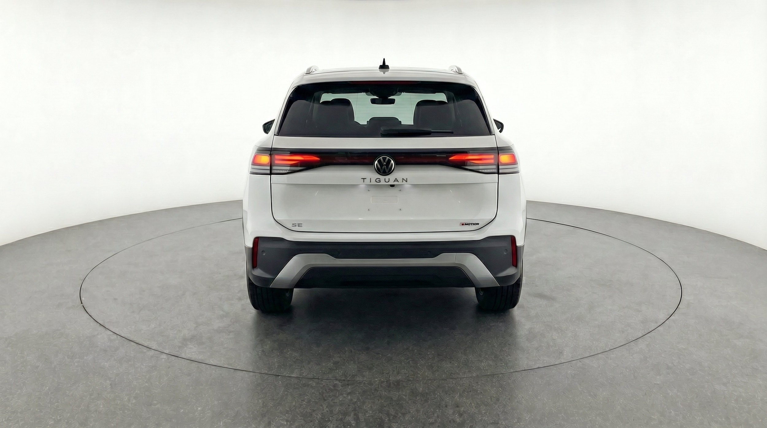 Thumbnail: 2026 Volkswagen Tiguan - 7