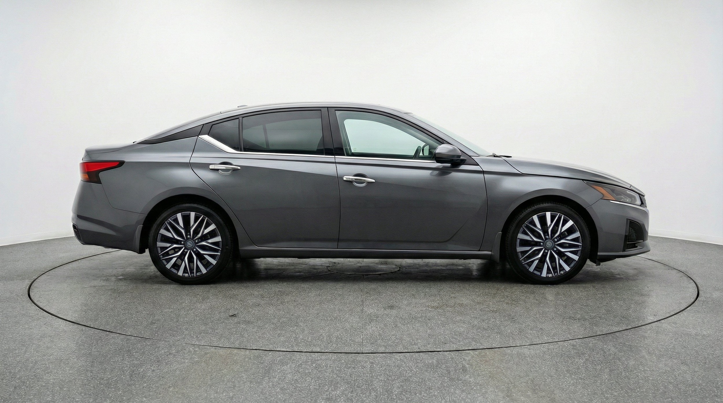 Thumbnail: 2025 Nissan Altima - 10