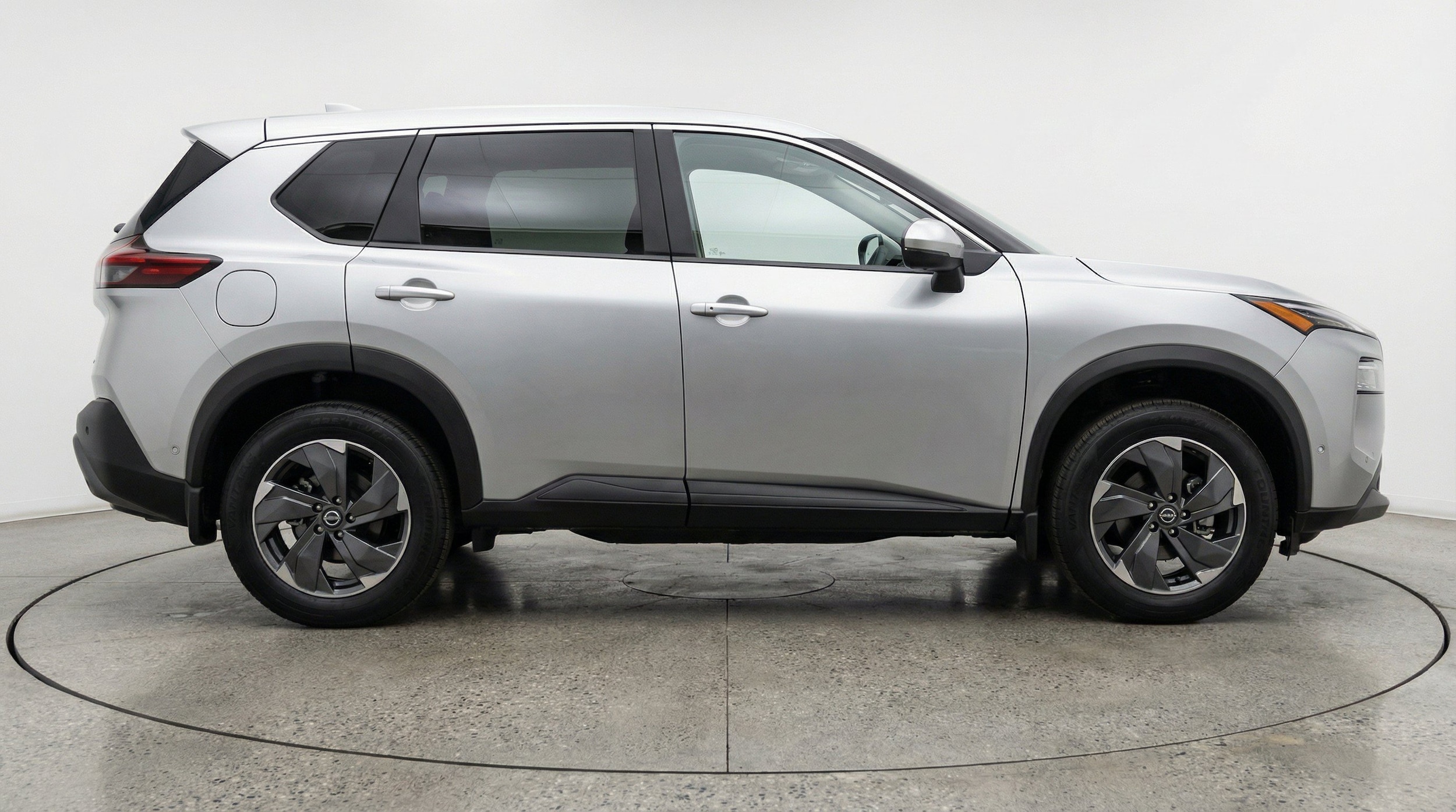 Thumbnail: 2025 Nissan Rogue - 10