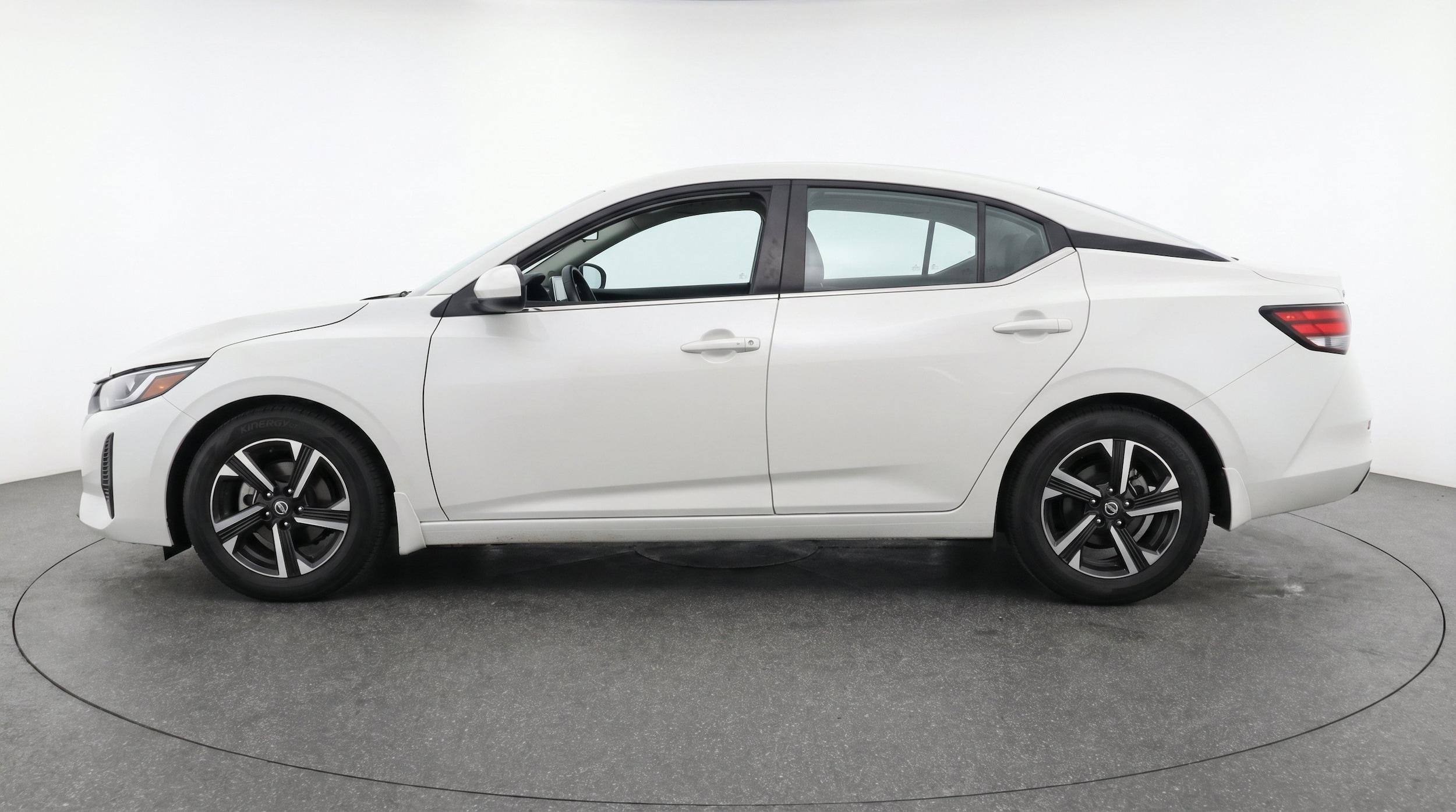 Thumbnail: 2025 Nissan Sentra - 5