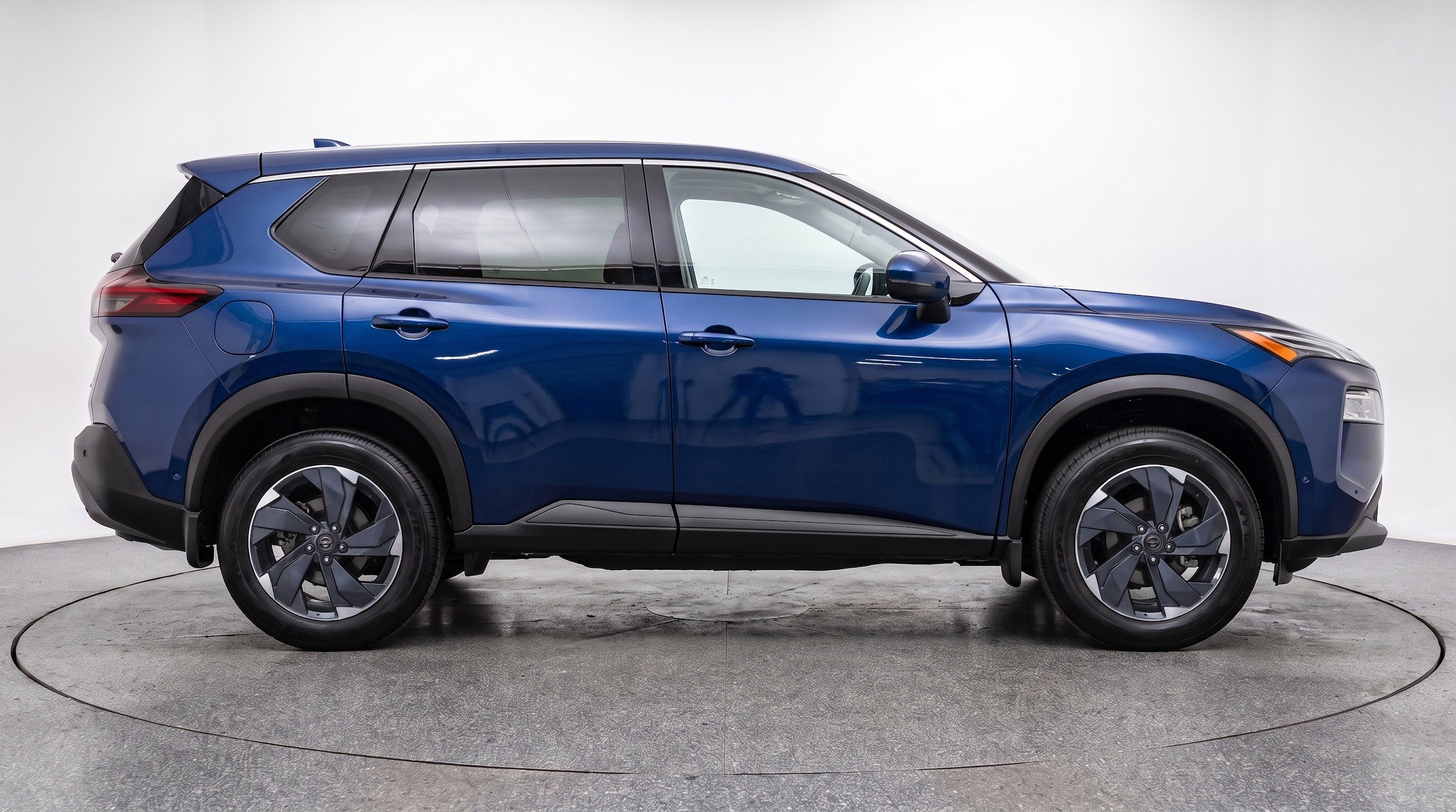 Thumbnail: 2025 Nissan Rogue - 10