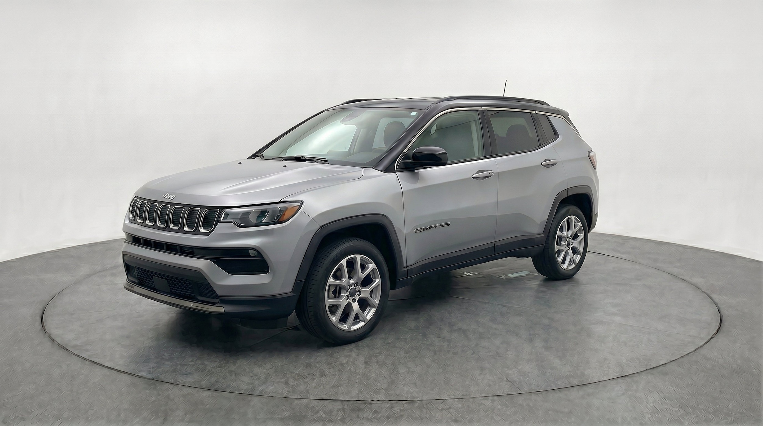 Thumbnail: 2025 Jeep Compass - 3