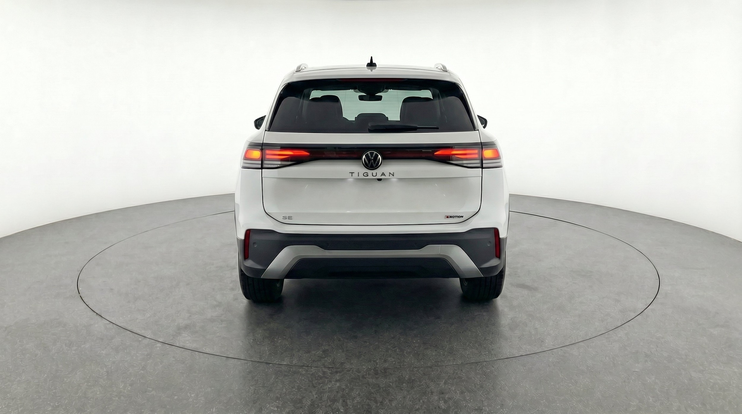 Thumbnail: 2026 Volkswagen Tiguan - 7