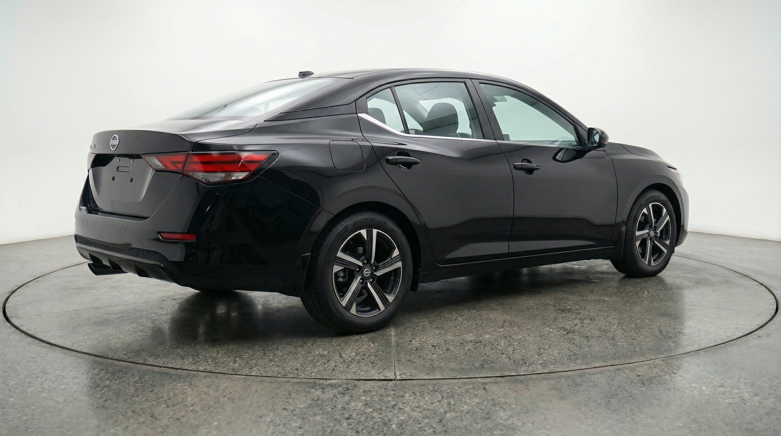 Thumbnail: 2025 Nissan Sentra - 9