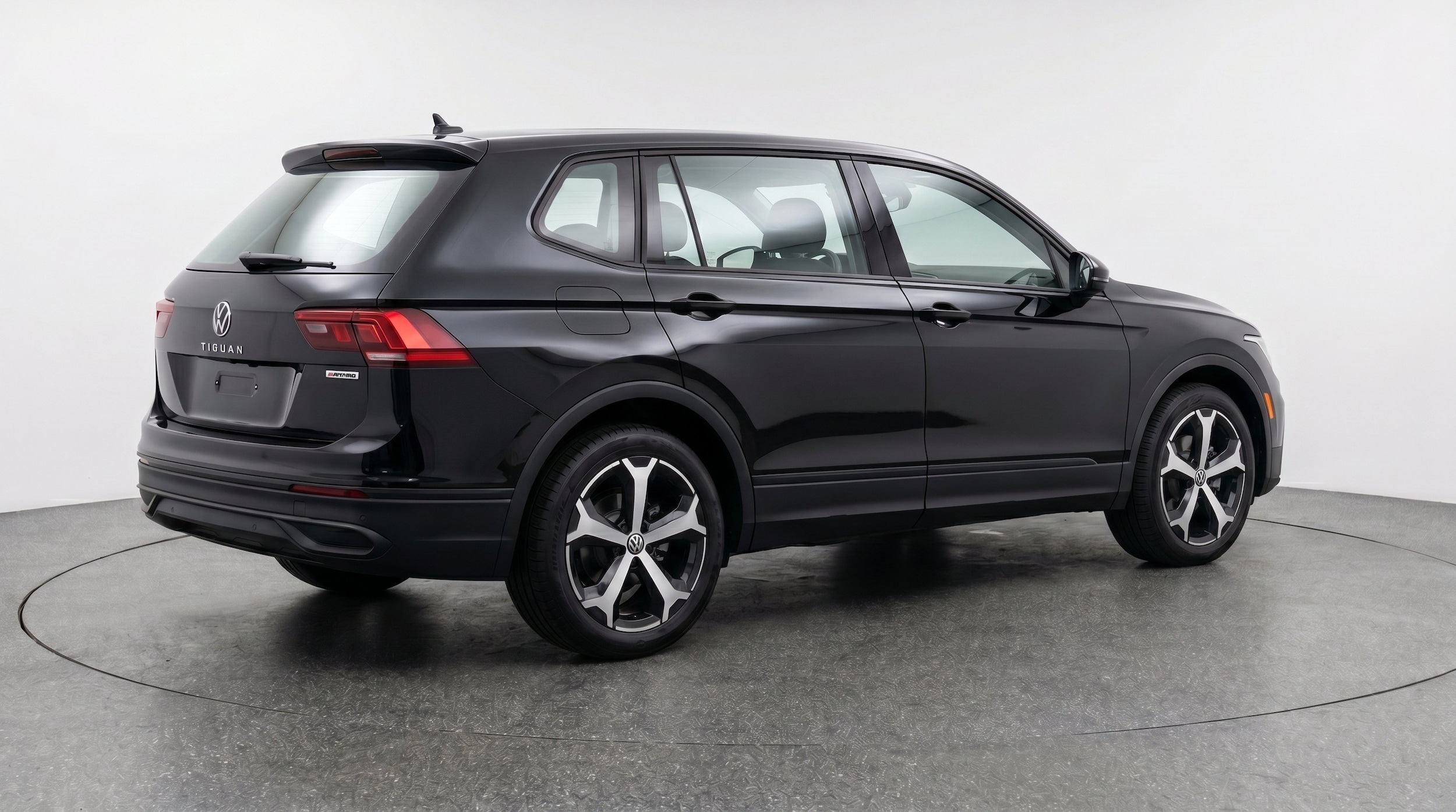Thumbnail: 2026 Volkswagen Tiguan - 9